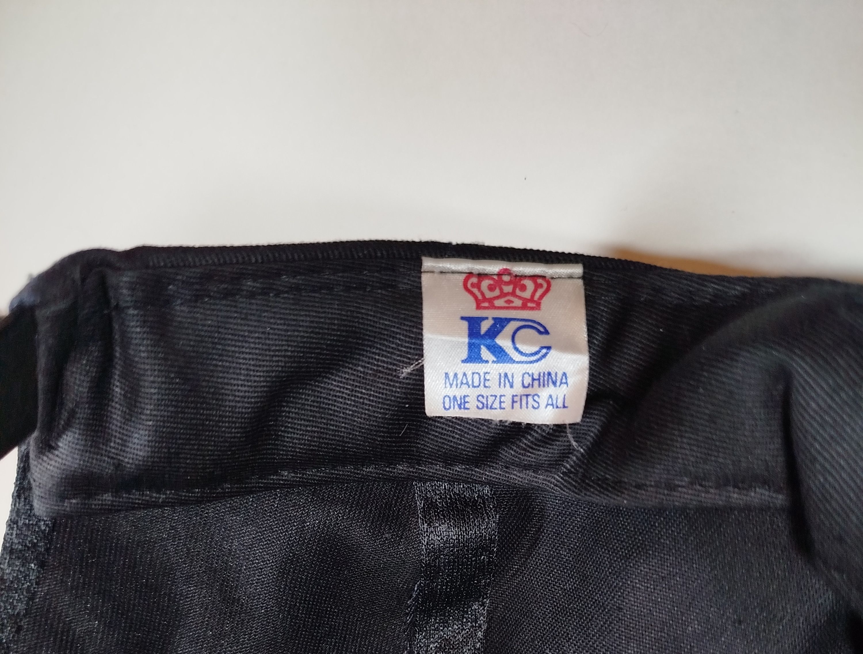 Vintage Whittaker vs Chavez 1993 hat vintage Size ONE SIZE - 5 Thumbnail
