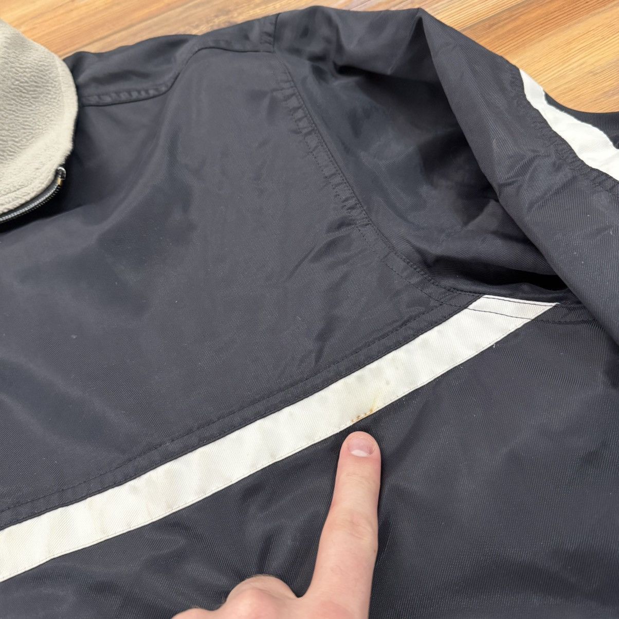 Nike Vintage Black Nike Fleece Lined Heavy Windbreaker Jacket Size US XL / EU 56 / 4 - 3 Thumbnail
