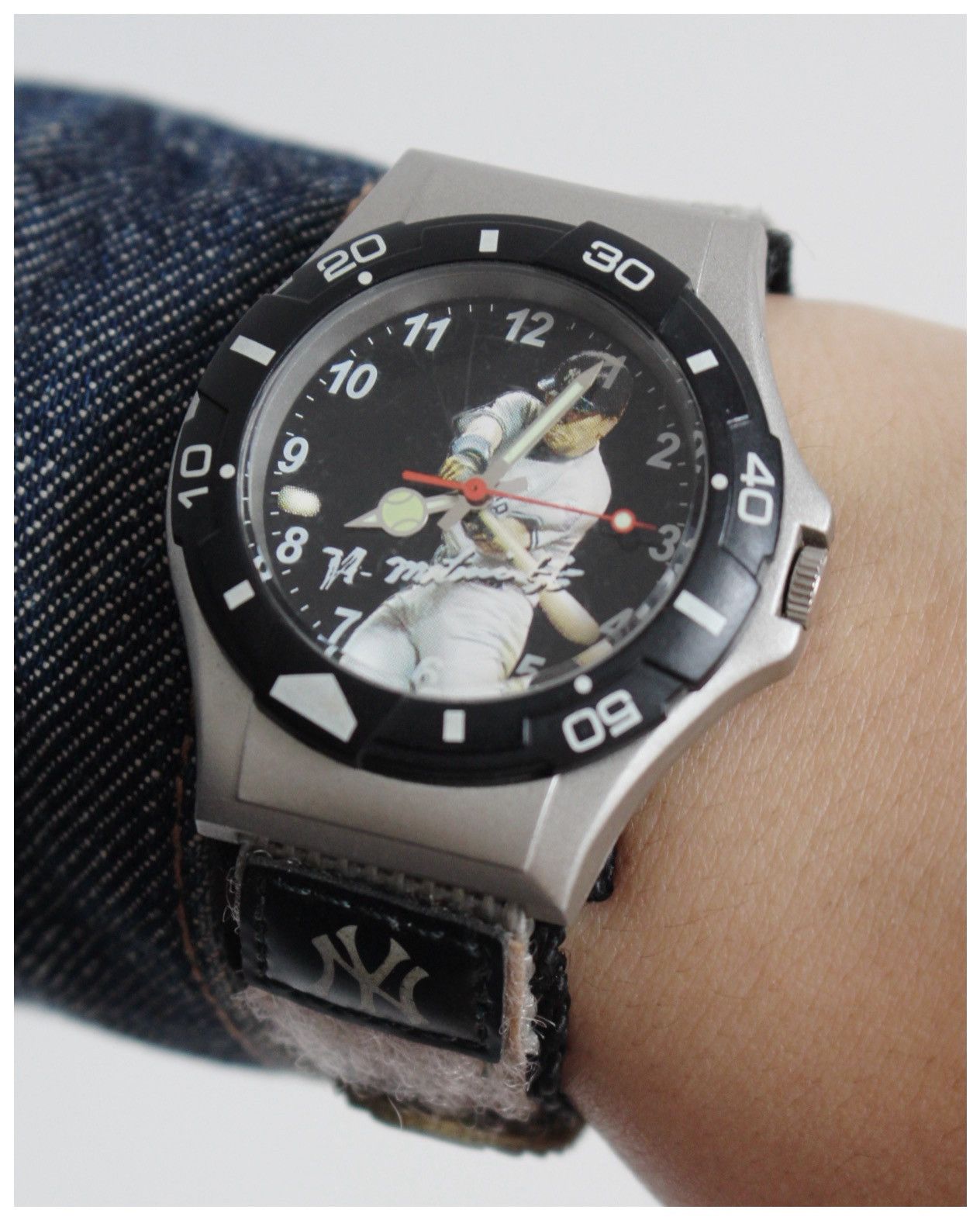 MLB × New York Yankees 2004 MLB NEW YORK YANKEES BASEBALL WATCH – MICKEY MANTLE Size ONE SIZE - 2 Thumbnail