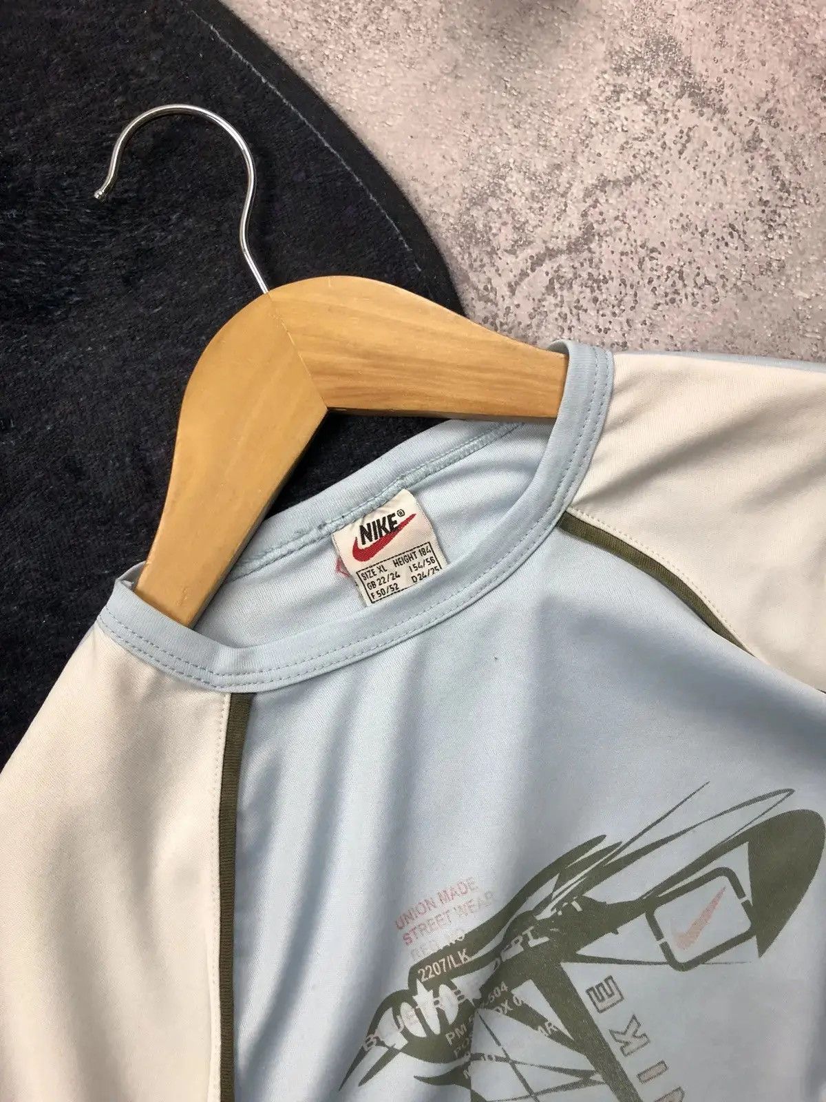 Nike NIKE Vintage 1990s Big Logo Tshirt Streetwear Made in USA Size US XL / EU 56 / 4 - 6 Thumbnail