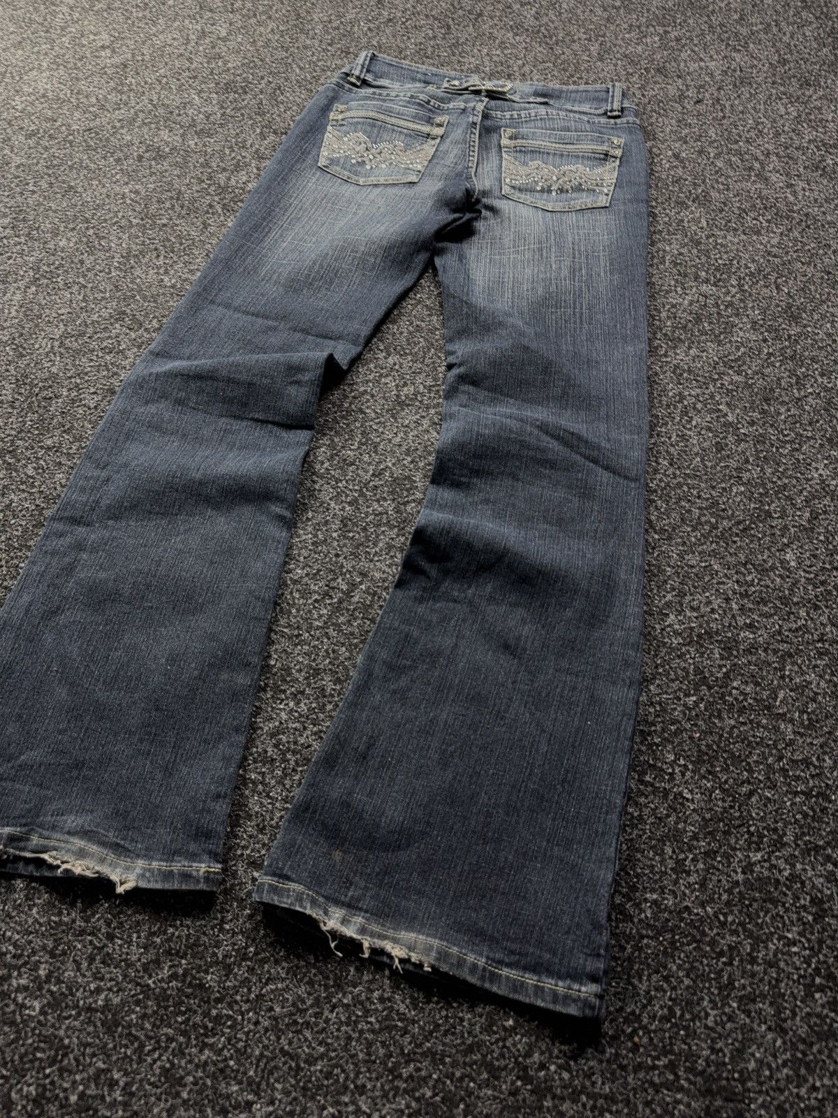 Japanese Brand Retro 00s Y2K Rhinestone Embroidered Bootcut Jeans Size 27" / US 4 / IT 40 - 11 Thumbnail