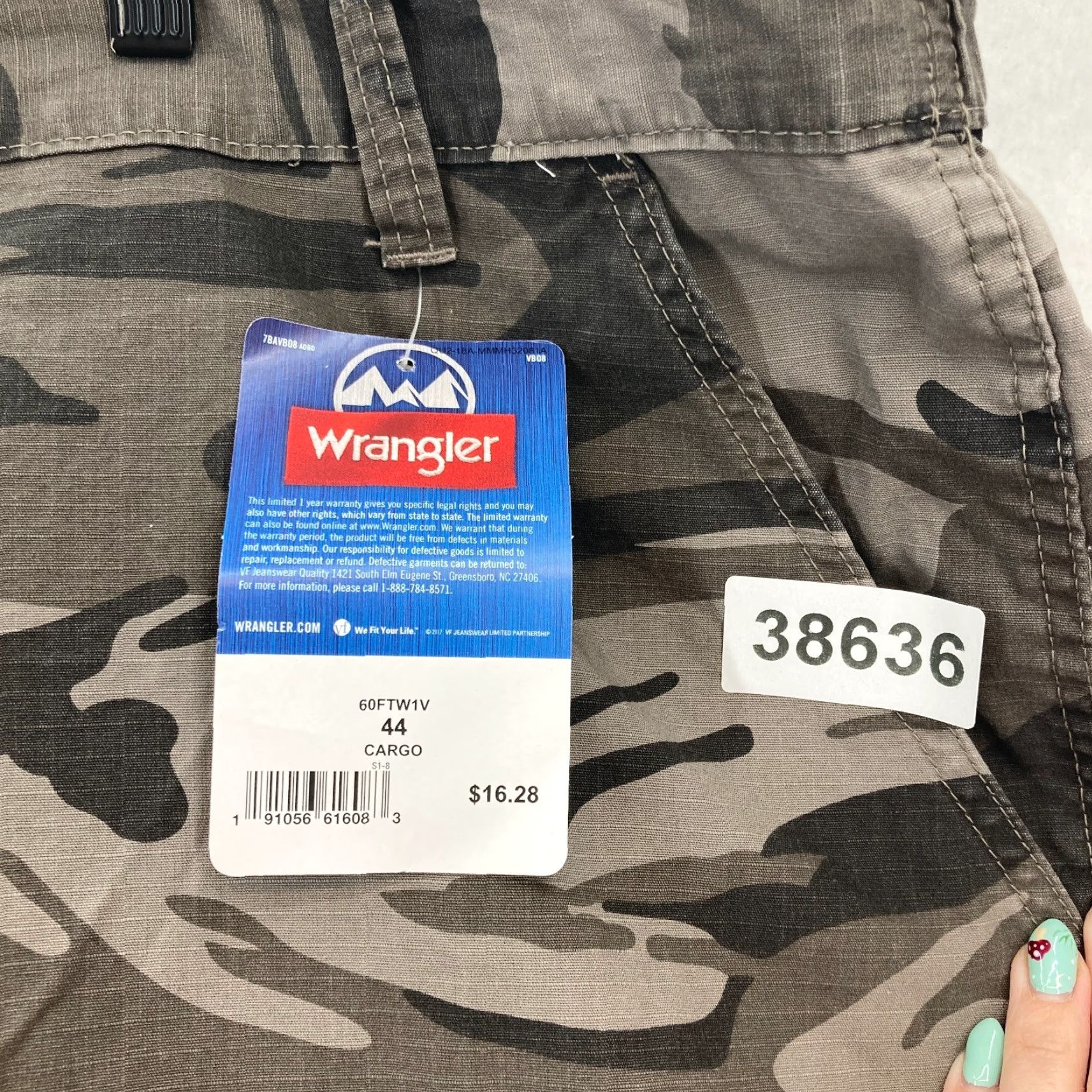 Wrangler Wrangler Cargo Shorts Mens 44 Brown Camouflage Ripstop Baggy Outdoors Hiking NWT Size US 44 / EU 60 - 3 Thumbnail