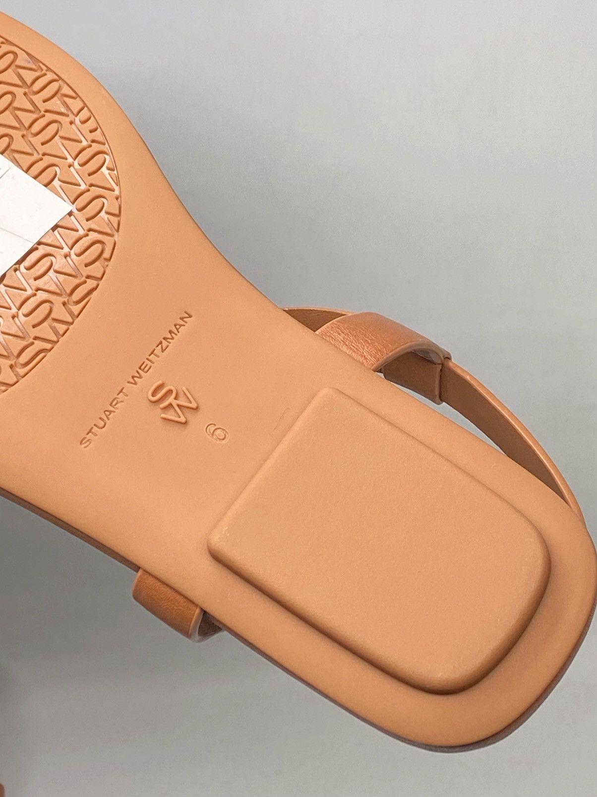 Stuart Weitzman Stuart Weitzman Benni Buckled Thong Sandals size 6 Size US 6 / IT 36 - 11 Thumbnail