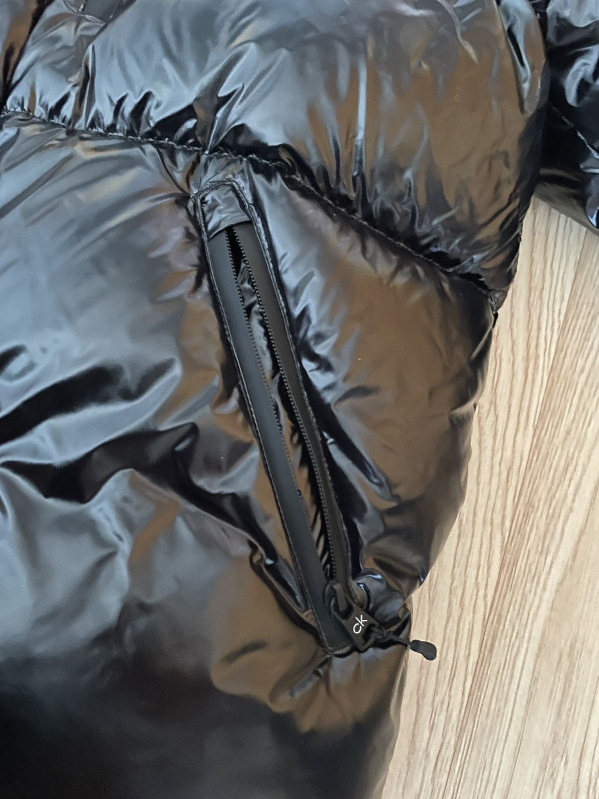 Calvin Klein Calvin Klein High Shine Down Puffer Jacket – Size S Size US S / EU 44-46 / 1 - 10 Thumbnail