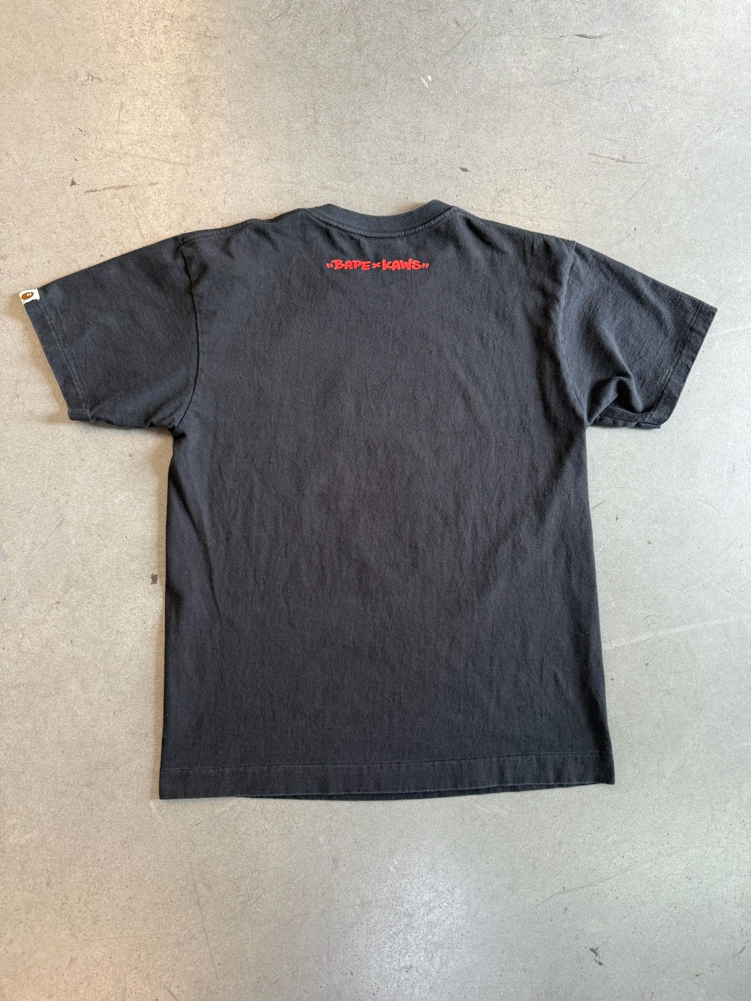 Bape × Kaws 2005 A Bathing Ape X Kaws Black Tee Size US L / EU 52-54 / 3 - 2 Thumbnail