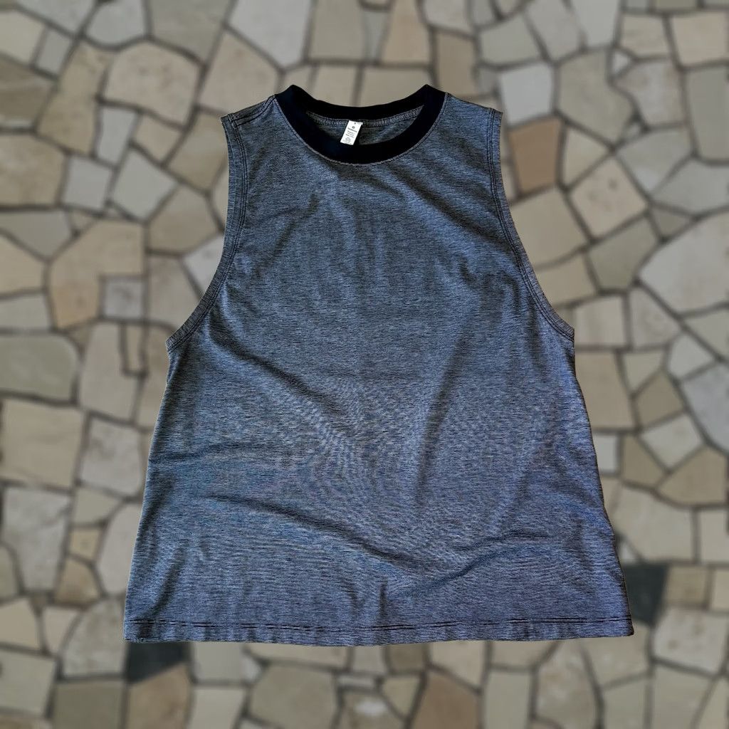 Lululemon Lululemon All Yours Boyfriend Tank Striped Top Women’s 6 Size M / US 6-8 / IT 42-44 - 1 Thumbnail