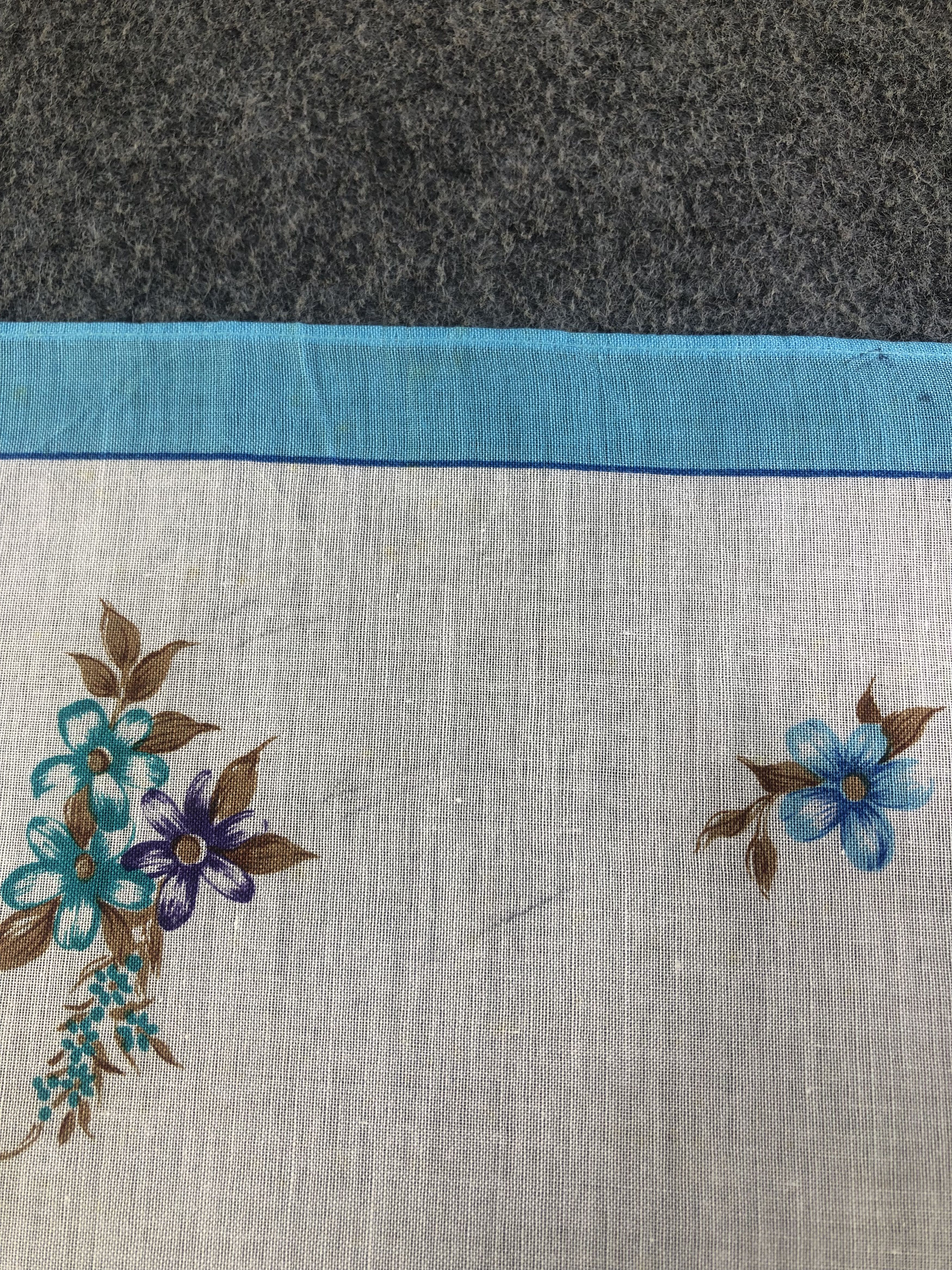 Pierre Balmain Pierre Balmain Handkerchief / Bandana / Neckerchief C466 Size ONE SIZE - 6 Thumbnail