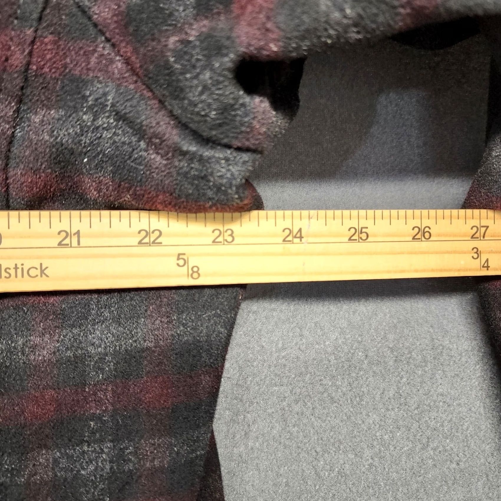 Vintage Utex Coat Jacket Mens Large Wool Blend Quilt Lining Grey Red Plaid Utility Chore Jacket Coat Mens L Regular Wool Pattern Plaid Fall Winter Size US L / EU 52-54 / 3 - 5 Thumbnail