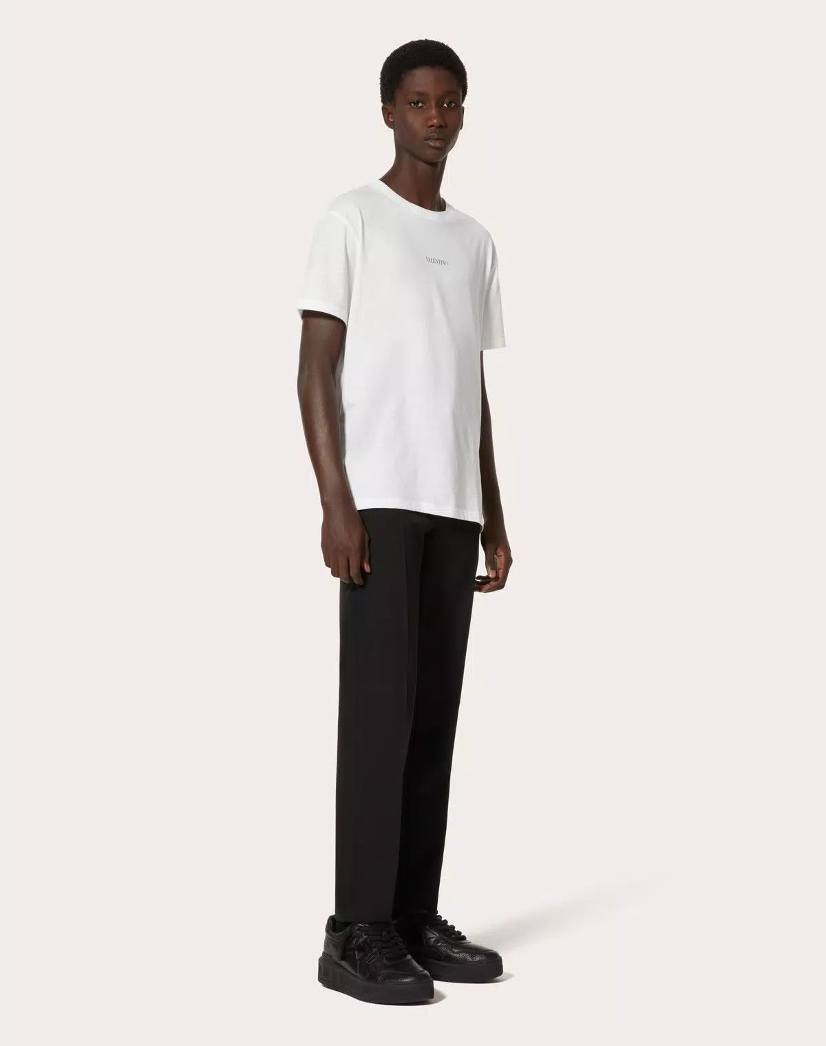 Valentino oc11z0725 T-Shirt With Valentino Print in White Size US S / EU 44-46 / 1 - 4 Thumbnail