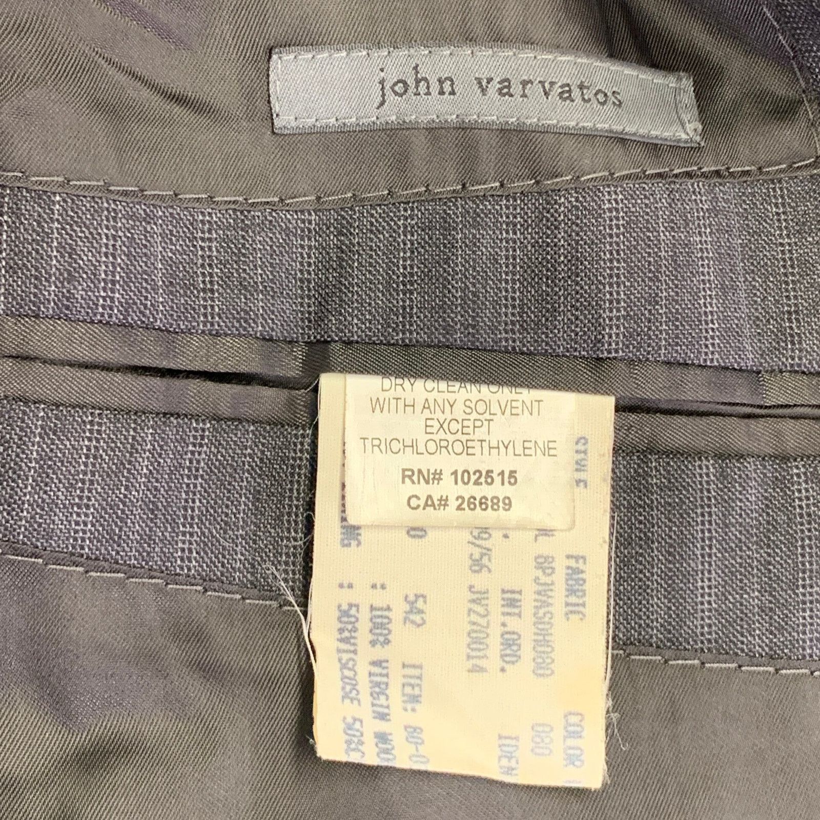John Varvatos JOHN VARVATOS Size 40 Grey Charcoal Stripe Virgin Wool Suit Size 40R - 9 Thumbnail
