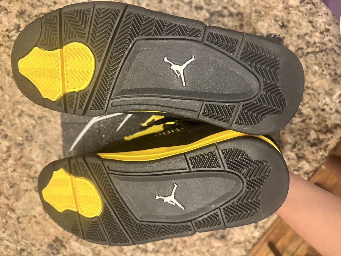 Jordan Brand Jordan thunders Size US 9 / EU 42 - 10 Thumbnail