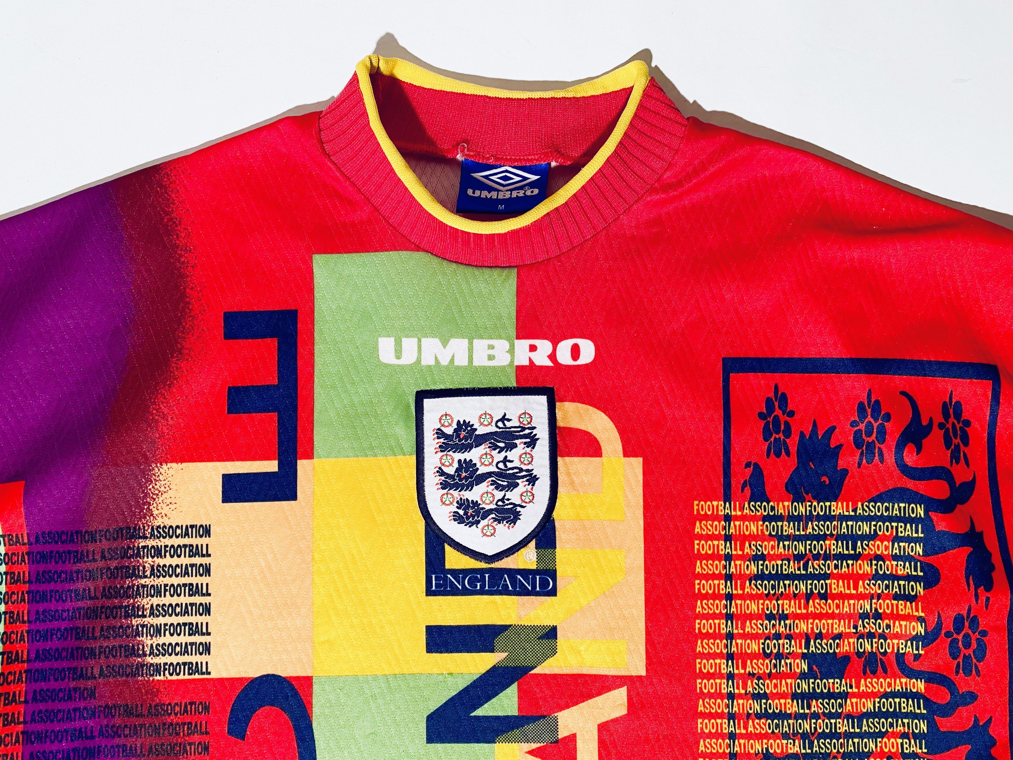 Umbro × Vintage England Away Goalkeeper Euro 96 Football Shirt Jersey Size US M / EU 48-50 / 2 - 5 Thumbnail