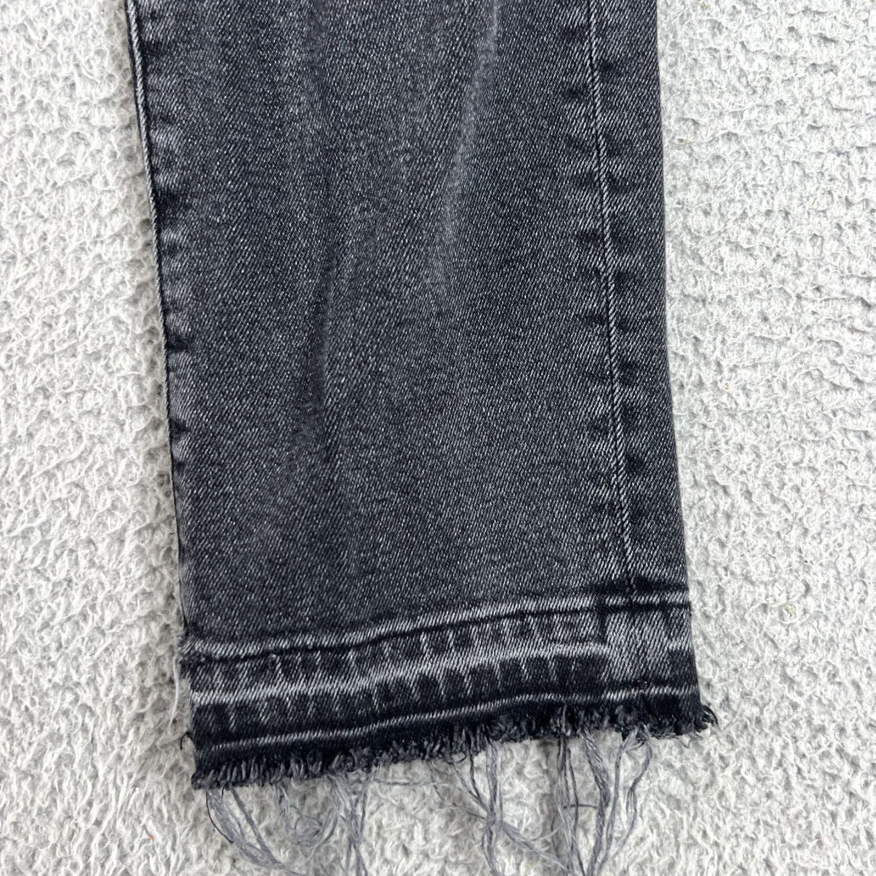 Madewell VINTAGE Madewell Jeans Straight 90s High Rise Frayed Hem 26 Black Denim Cotton 5-Pocket Womens Size 28" / US 6 / IT 42 - 2 Thumbnail