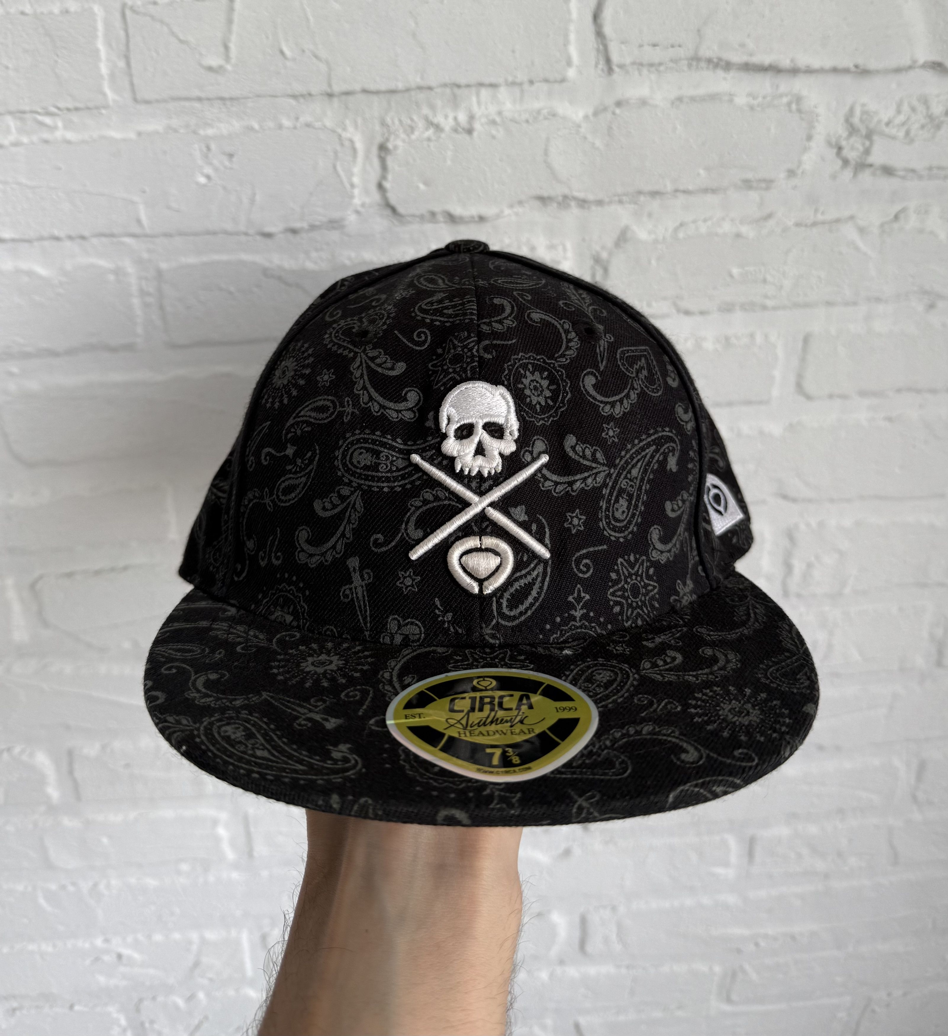 C1RCA × Vintage Vintage Y2K C1rca skateboarding bandana skull cap Size ONE SIZE - 1 Thumbnail