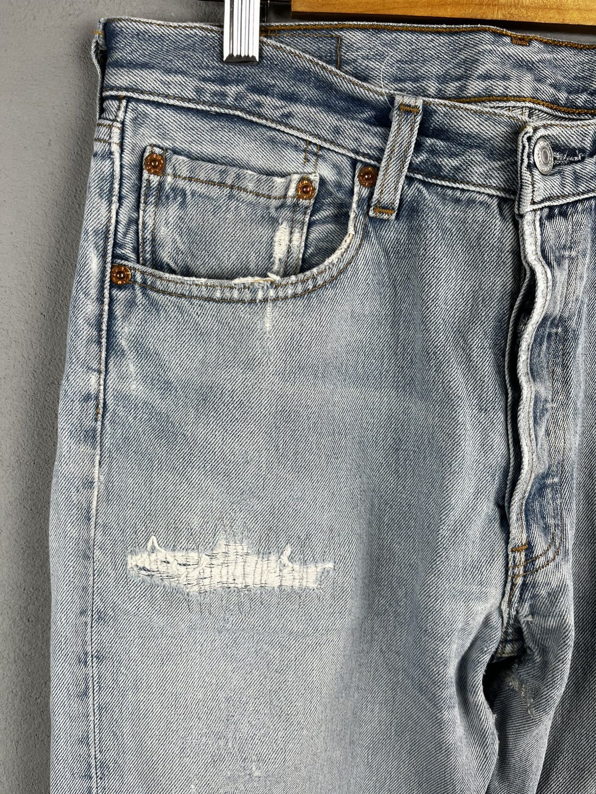 Levi's Levis 501 denim pants size 31-32 Size US 31 - 6 Thumbnail