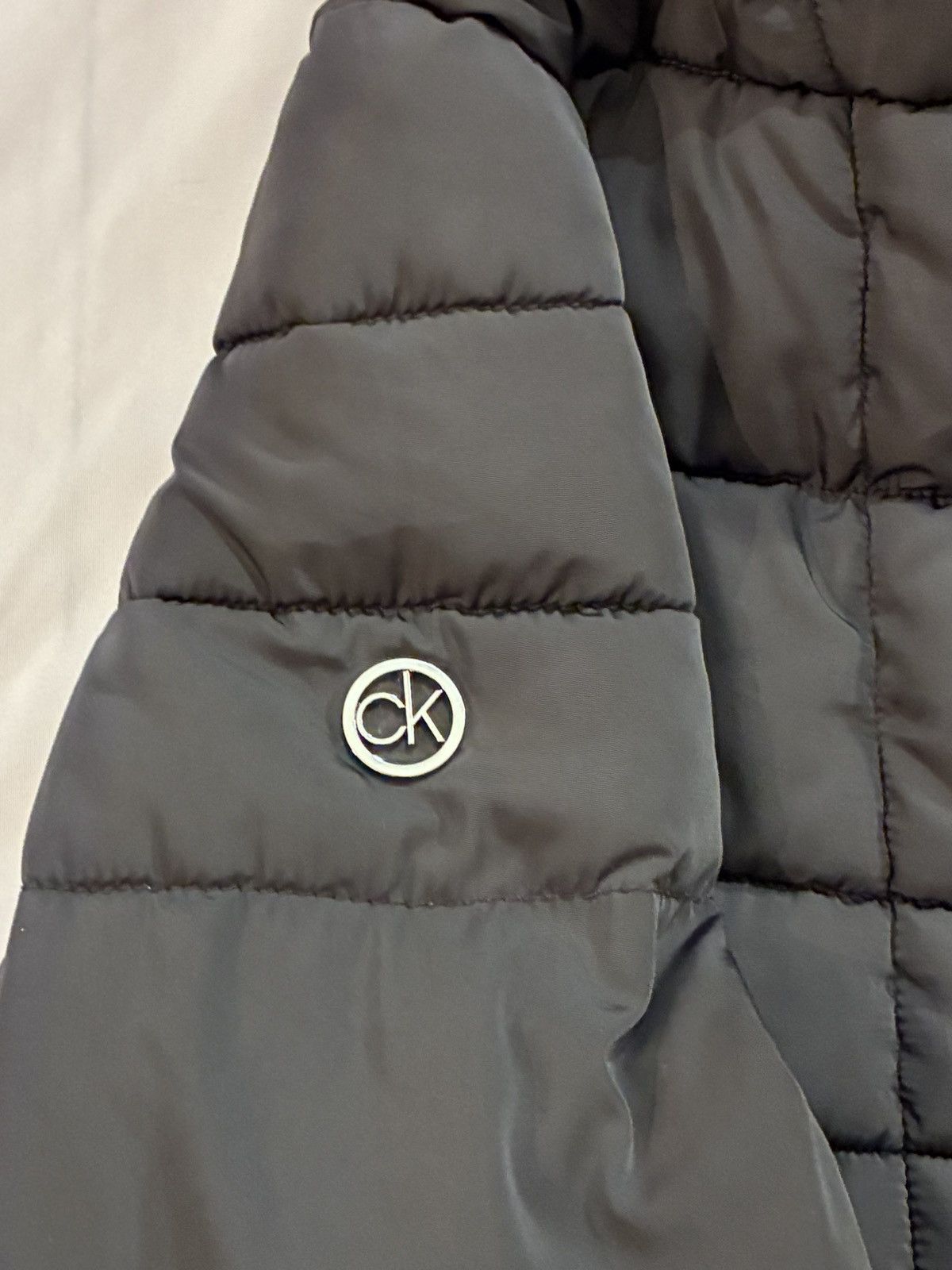 Calvin Klein Calvin Klein 2 Degree Warm Faux Fur Removable Hood Puff Coat Size M / US 6-8 / IT 42-44 - 6 Thumbnail