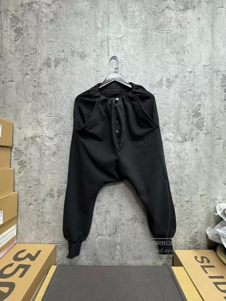 Rick Owens Rick Owens size s Black harem pants Size US 28 / EU 44 - 5 Thumbnail