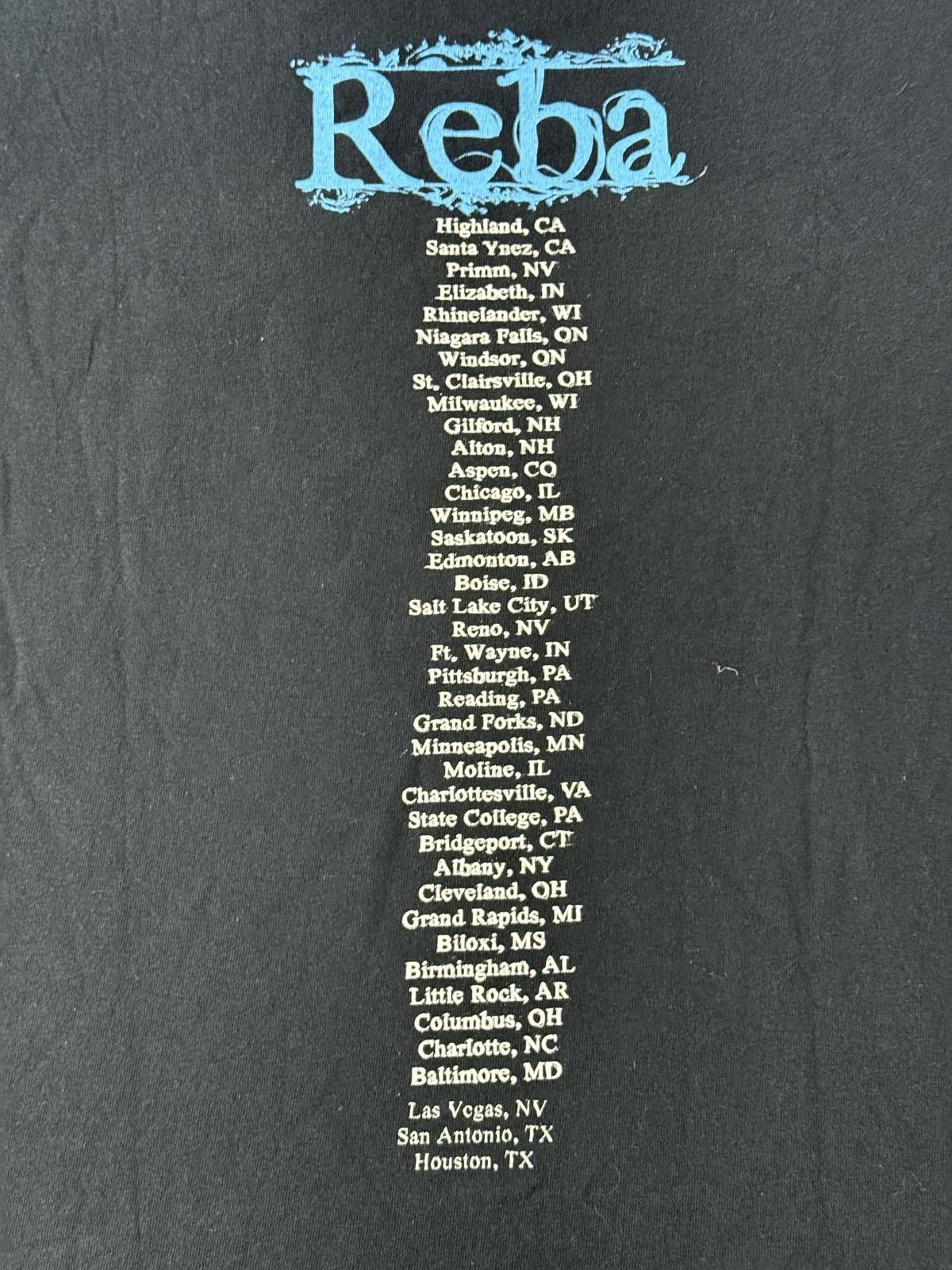 Gildan Reba McEntire T-shirt Tour Cute Reba Photo Tee - S Size US S / EU 44-46 / 1 - 5 Thumbnail