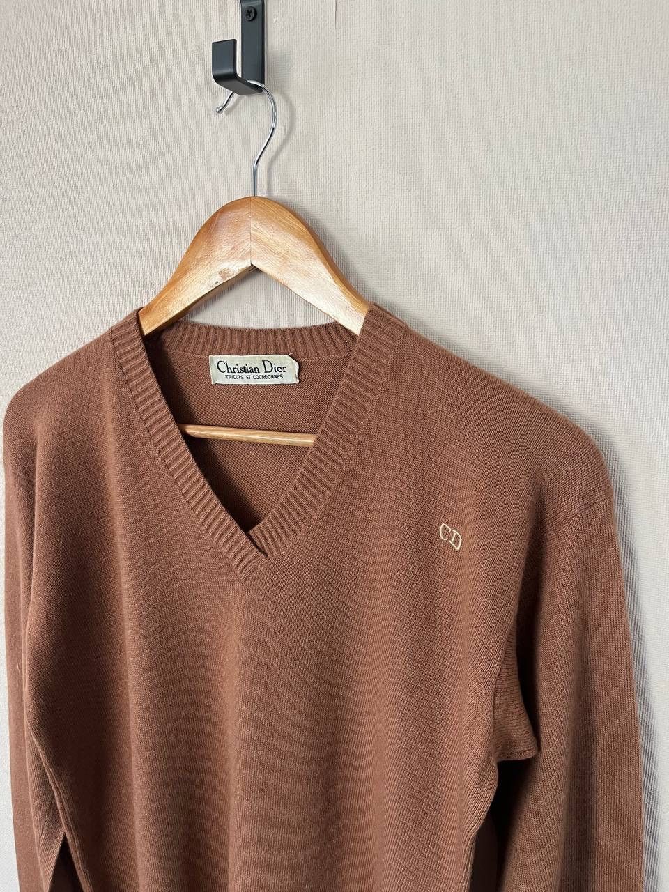 Christian Dior Monsieur Christian Dior Brown Cashmere V-Neck Logo Pullover Sweater Size US S / EU 44-46 / 1 - 2 Thumbnail