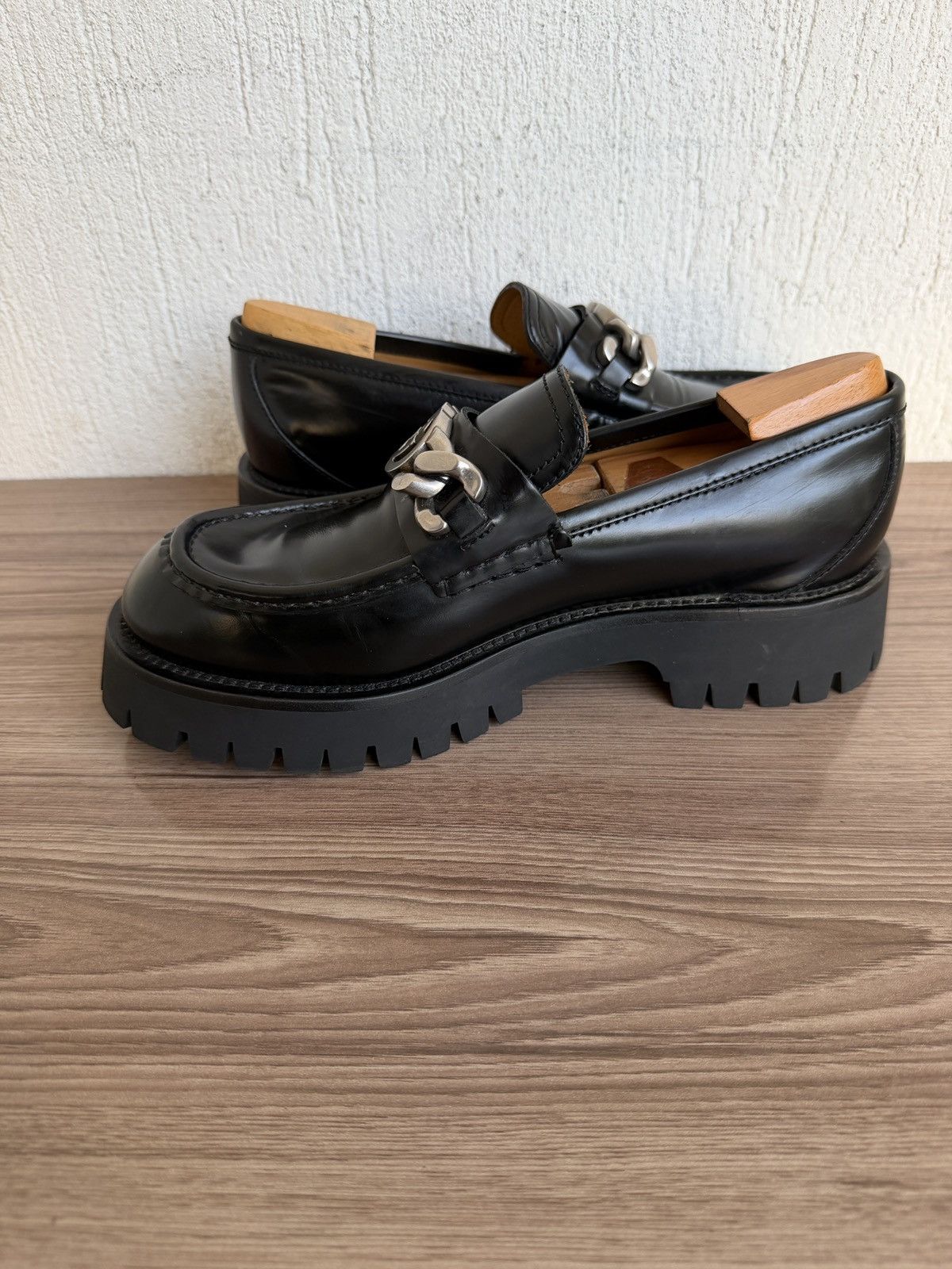 Gucci GG chain lug sole loafers Size US 8 / EU 41 - 11 Thumbnail
