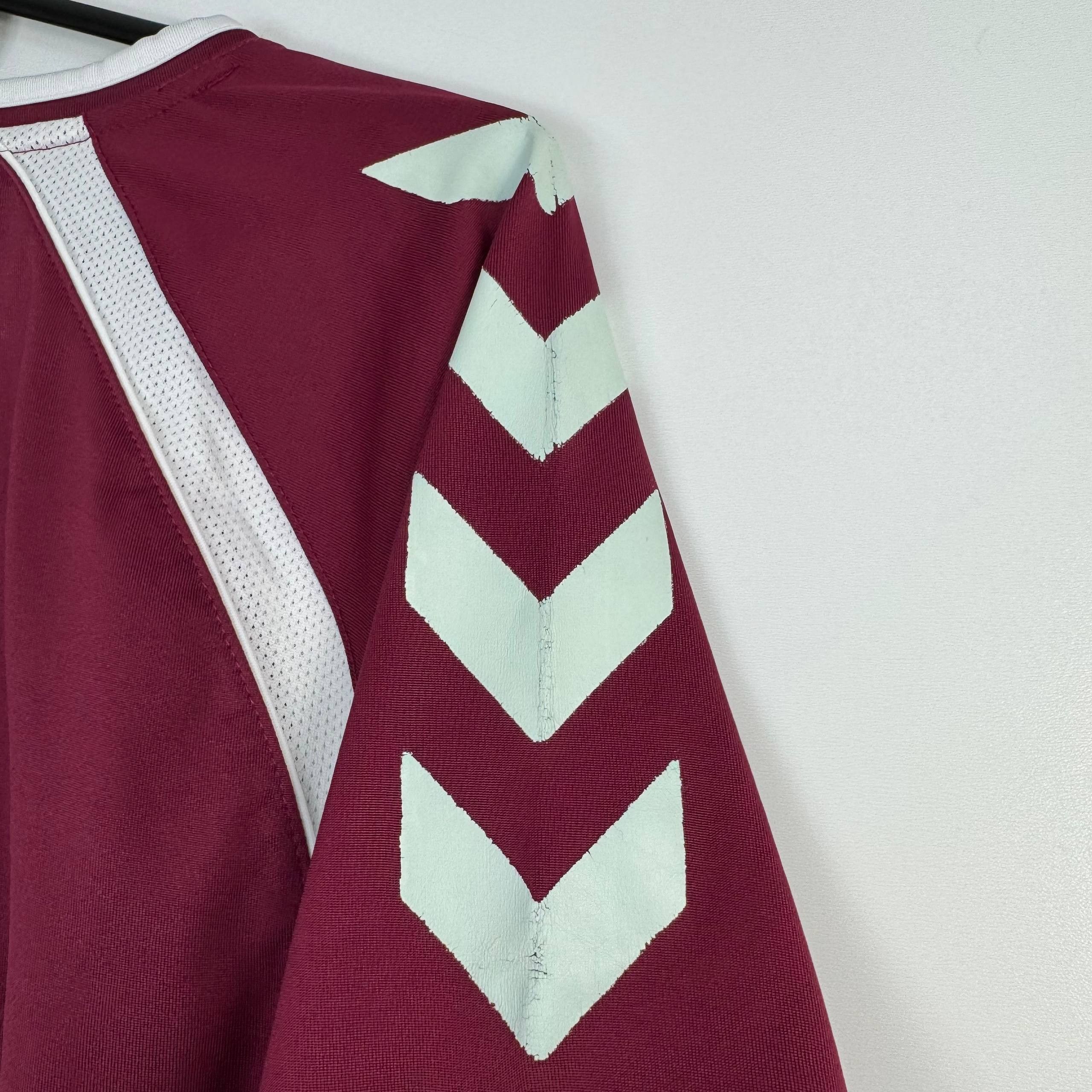 Hummel HEART OF MIDLOTHIAN 2006/07 HOME FOOTBALL SHIRT SOCCER M Size US M / EU 48-50 / 2 - 4 Thumbnail