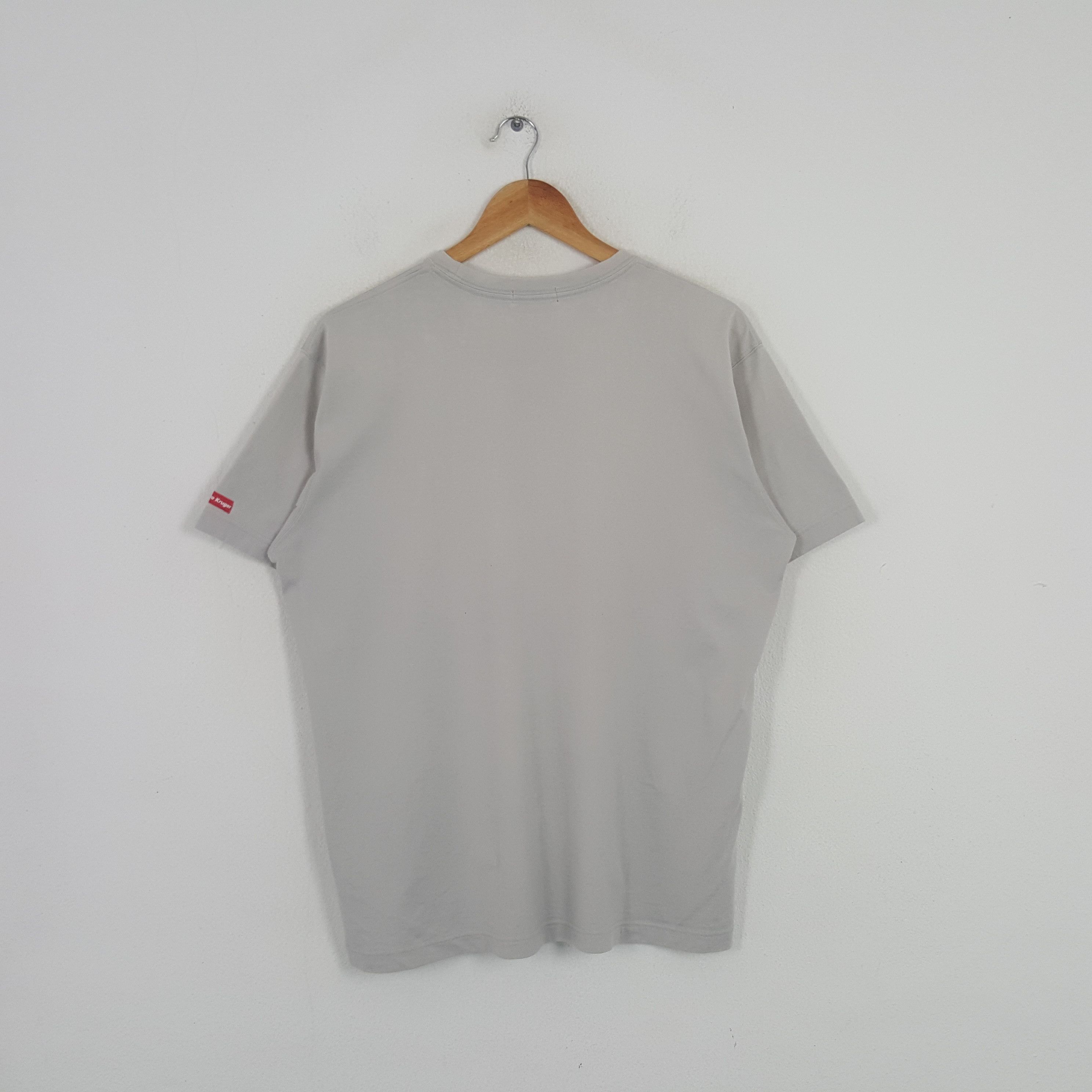 Barbara Kruger × Japanese Brand × Vintage Vintage Barbara Kruger Japanese Brand Art Design Tshirt Size US L / EU 52-54 / 3 - 3 Thumbnail