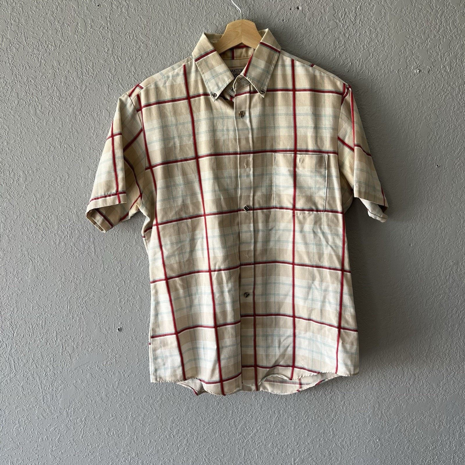 Vintage Vintage Oakton Button Down Shirt Mens Medium Plaid Cropped Size US M / EU 48-50 / 2 - 1 Thumbnail