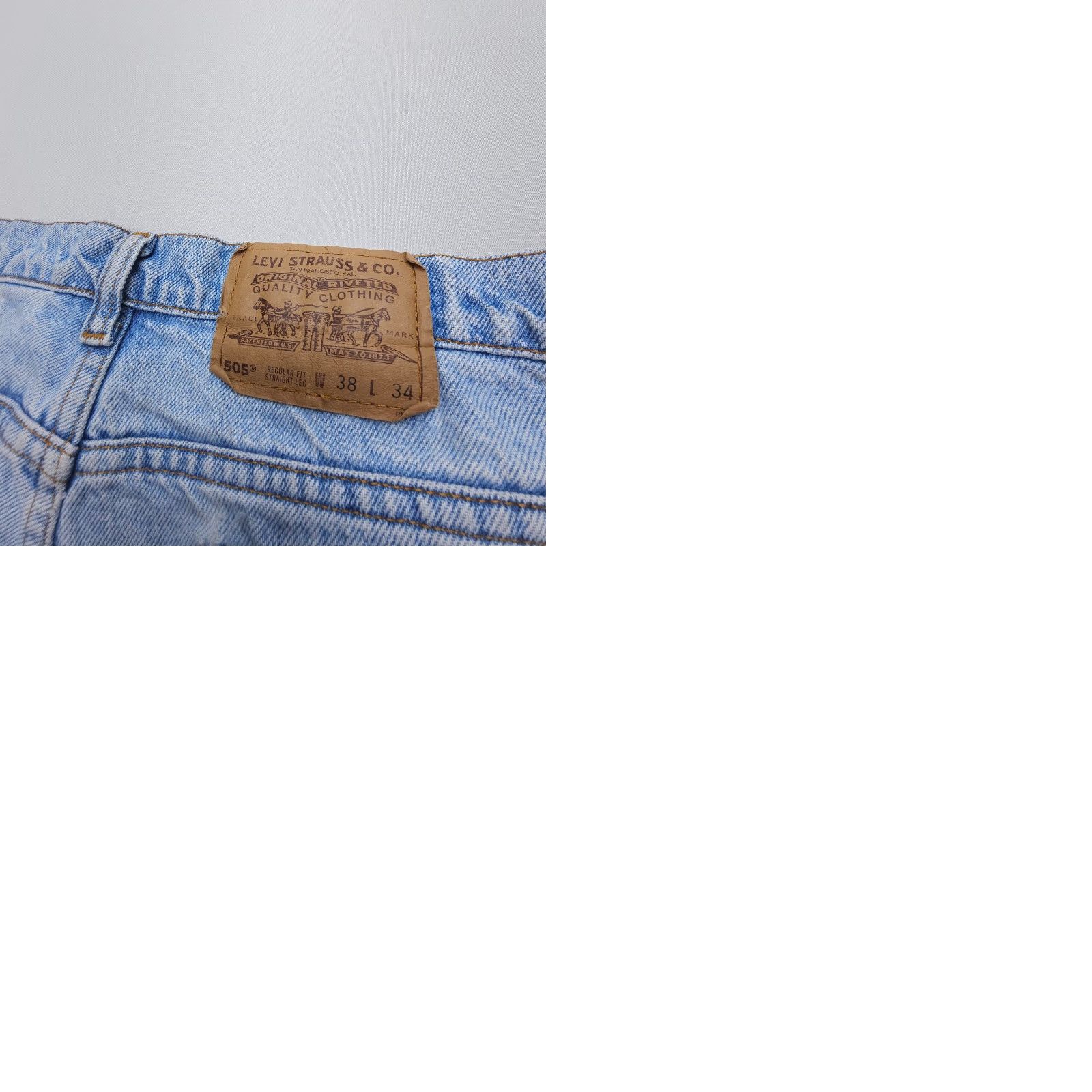Levi's VINTAGE Levi's 505 Jeans Mens 38 x 34 Straight Regular Blue Denim 5-Pocket Logo 27" Inseam Cut-Off (35 x 27") Size US 38 / EU 54 - 9 Thumbnail