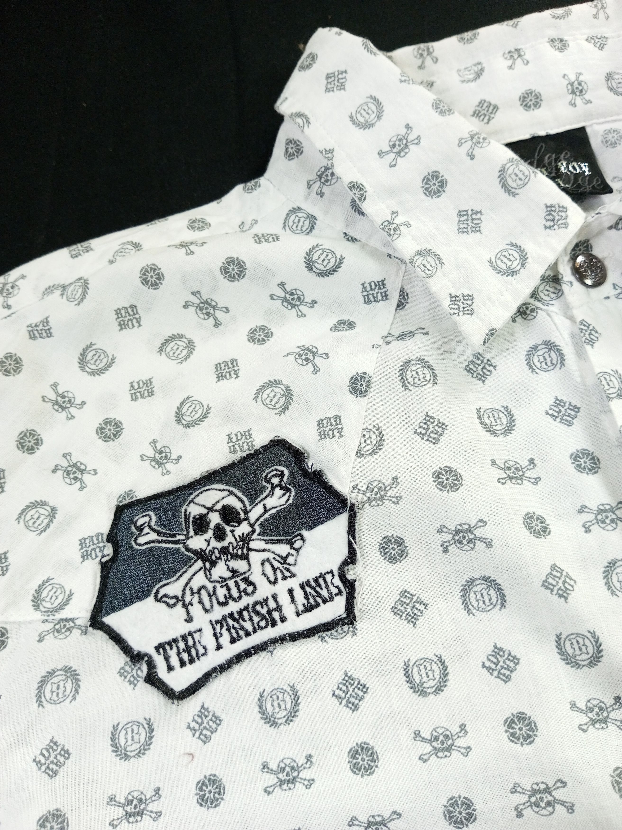 Japanese Brand Badboy full Skull print Y2K Poem Shirt Size US L / EU 52-54 / 3 - 6 Thumbnail
