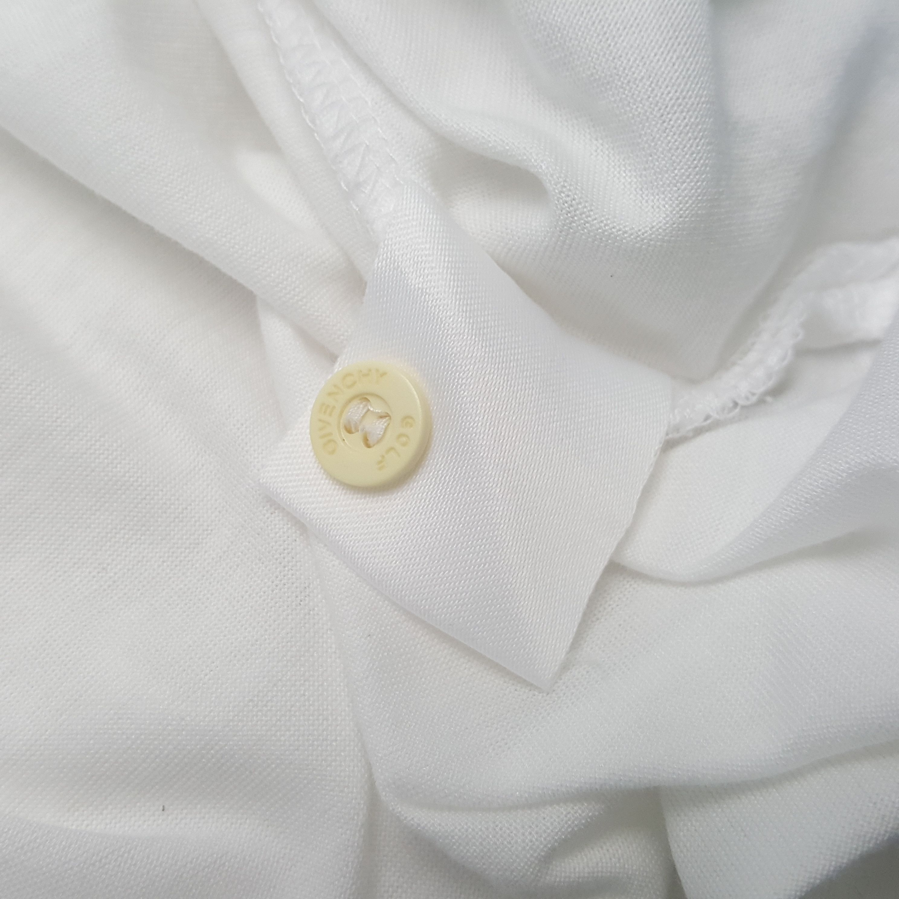 Givenchy Vintage Givenchy Luxury Fashion Brand Polo Shirt C294N45 Size US M / EU 48-50 / 2 - 7 Thumbnail