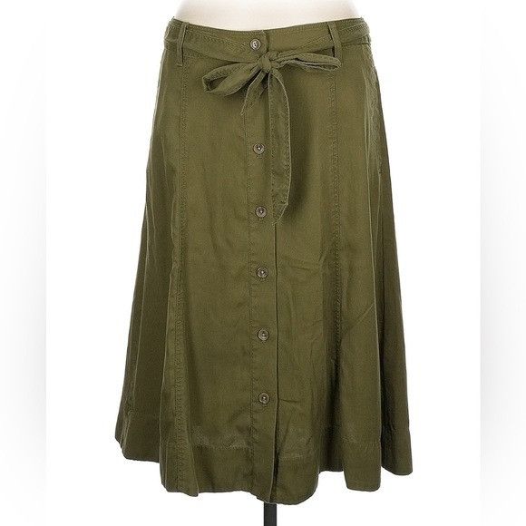 Talbots Talbots Classic Button Front Neutral Olive Green A Line Knee Size 30" / US 8 / IT 44 - 1 Thumbnail
