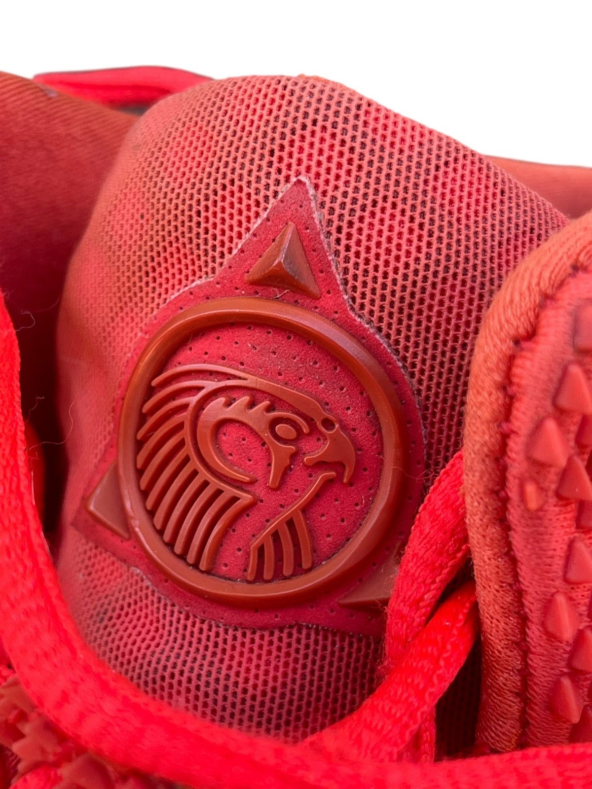 Kanye West × Nike Nike Yeezy red Octobers Size US 9.5 / EU 42-43 - 11 Thumbnail