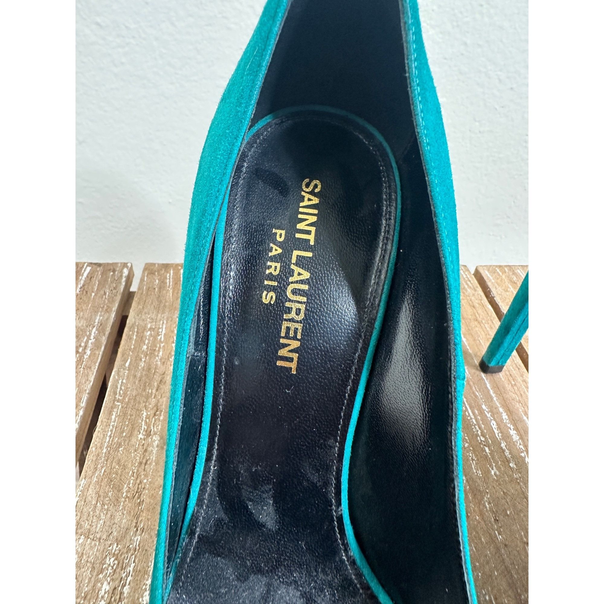 Saint Laurent Paris Saint Laurent Paris Anja Green Suede Heels Size US 8 / IT 38 - 2 Thumbnail