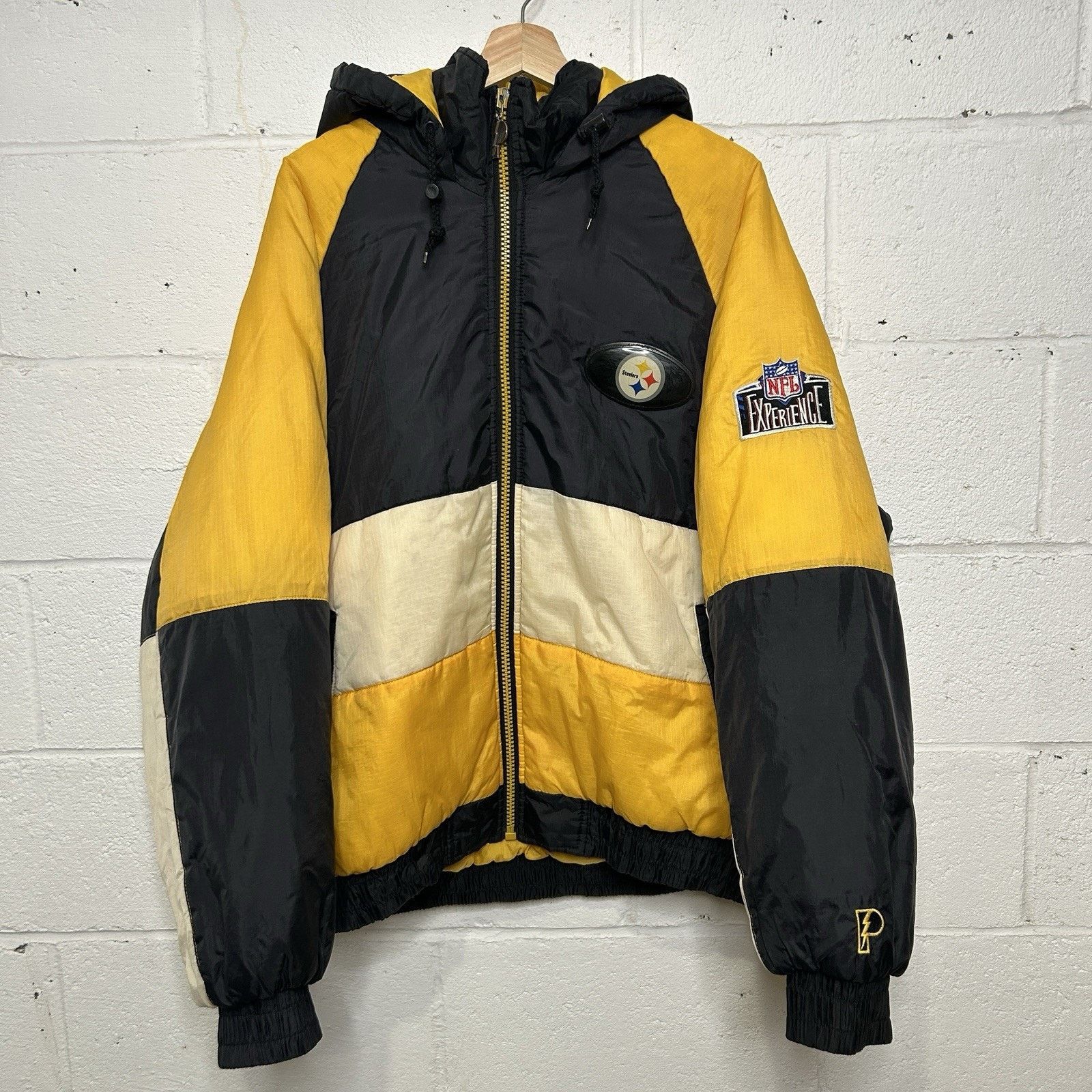 Vintage Pittsburgh Steelers Pro Player NFL Jacket