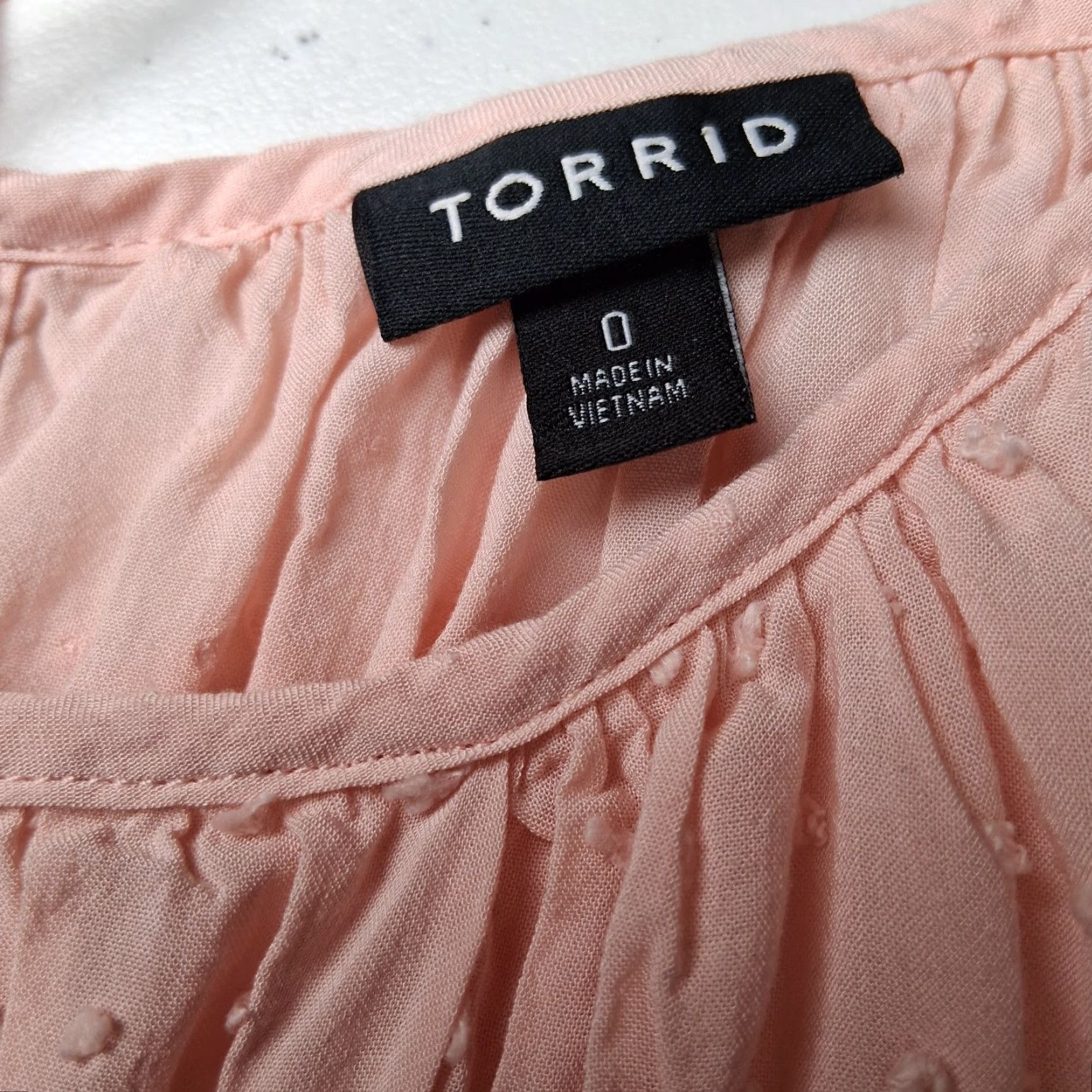 Torrid Torrid Blouse Sleeveless Pink Swiss Dot Peasant Tie Round Neck Women's Regular Size 0 Size XS / US 0-2 / IT 36-38 - 6 Thumbnail