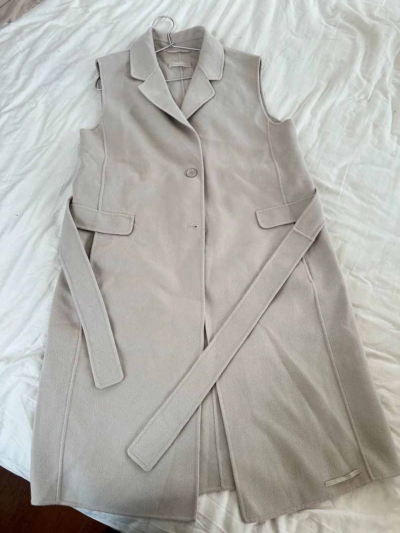 Max Mara Max Mara Off-white waistcoat Size XL / US 12-14 / IT 48-50 - 1 Thumbnail