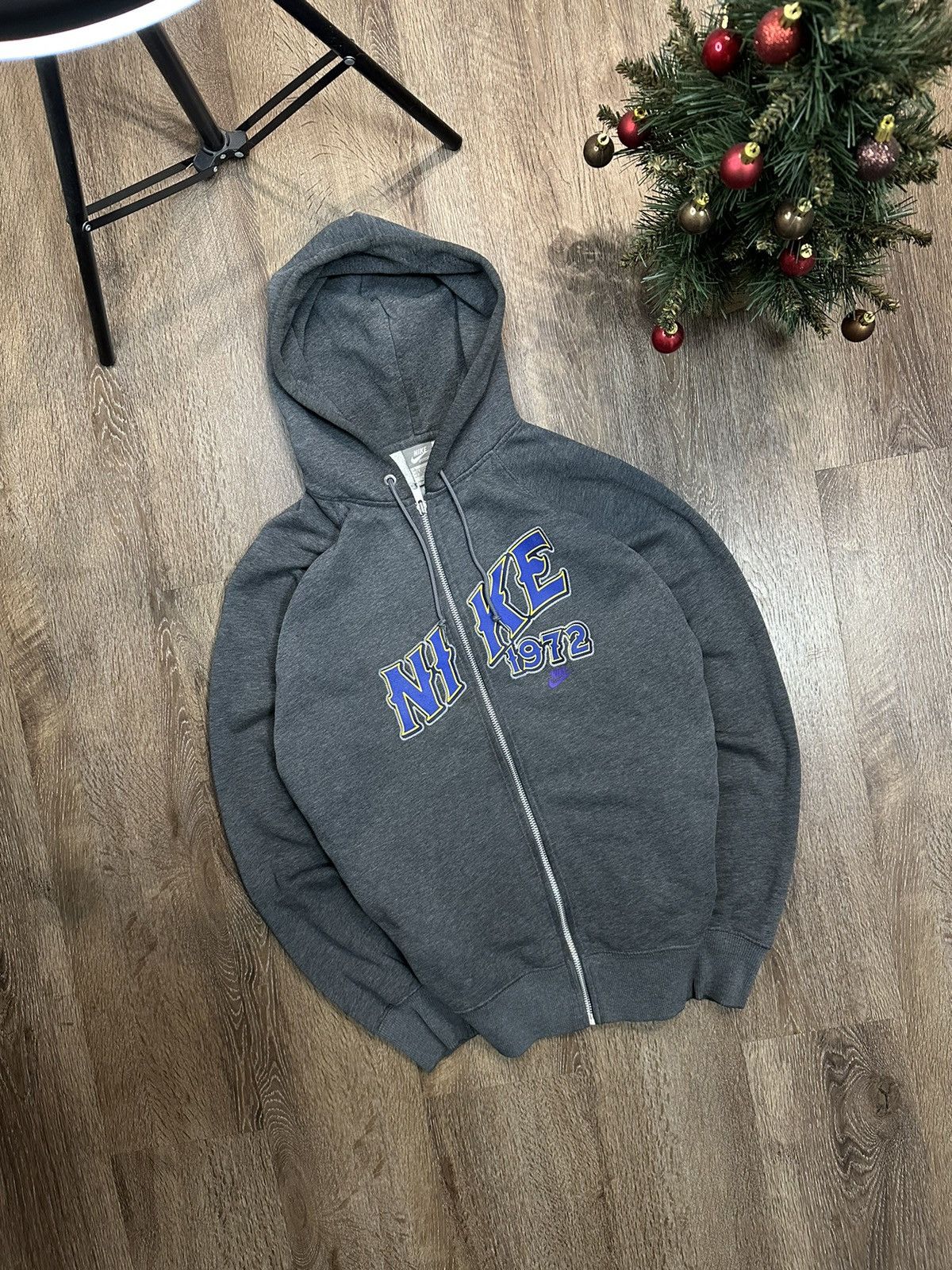1971 nike logo hoodie