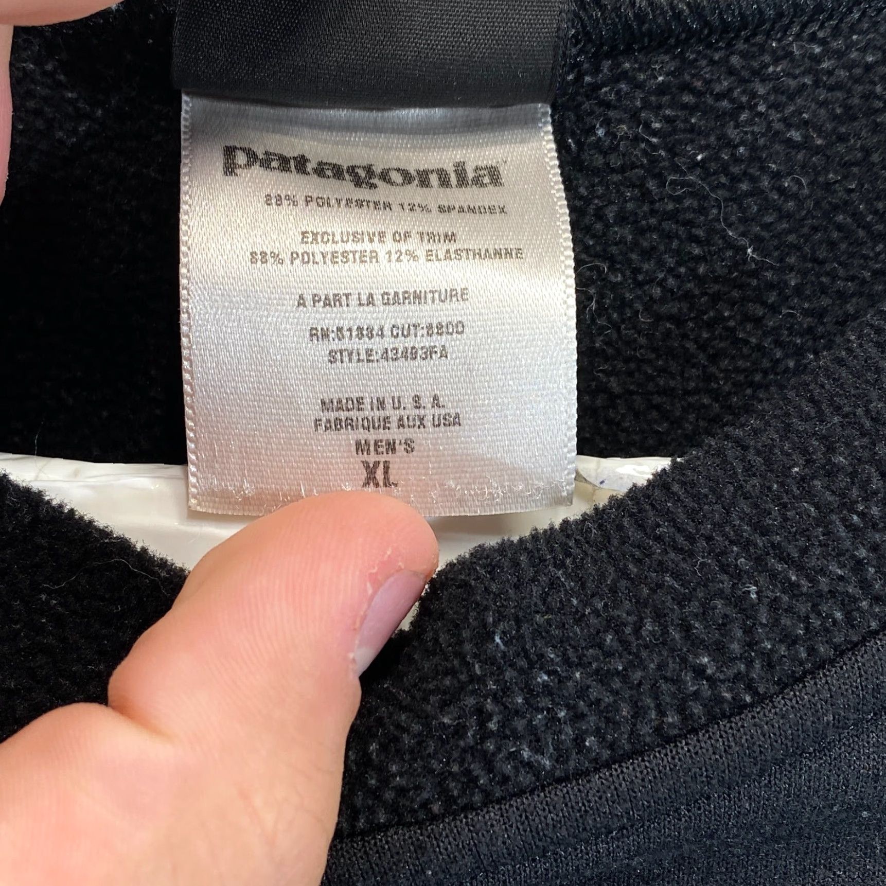 Patagonia Patagonia Mens XL Shirt Capilene Black Fleece Sweatshirt Long Sleeve Pullover Size US XL / EU 56 / 4 - 8 Thumbnail