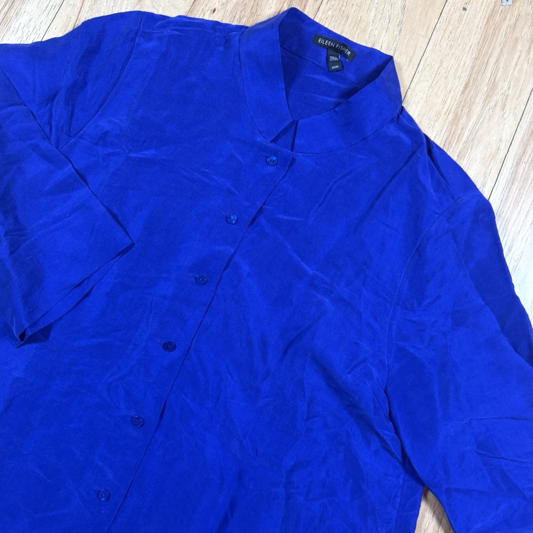 Eileen Fisher Eileen Fisher Blouse Women’s Medium Button 3/4 Sleeve Blue Top M Women Size M / US 6-8 / IT 42-44 - 2 Thumbnail