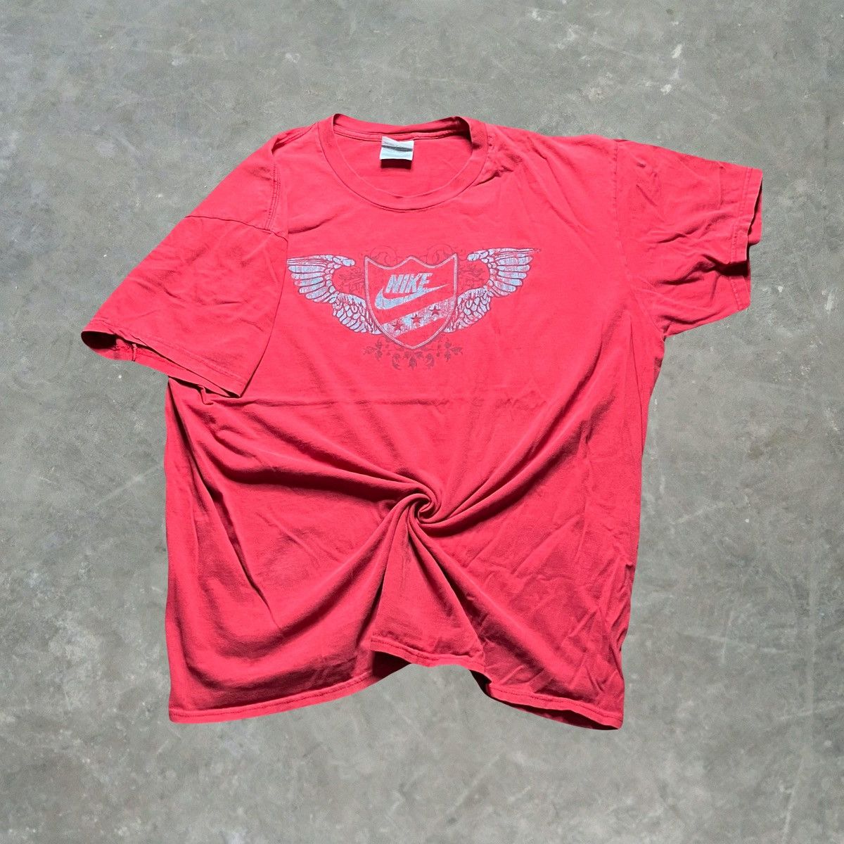 Nike × Vintage Nike Y2K Vintage Style Graphic T Shirt Mens 2XL Red Size US XXL / EU 58 / 5 - 1 Thumbnail