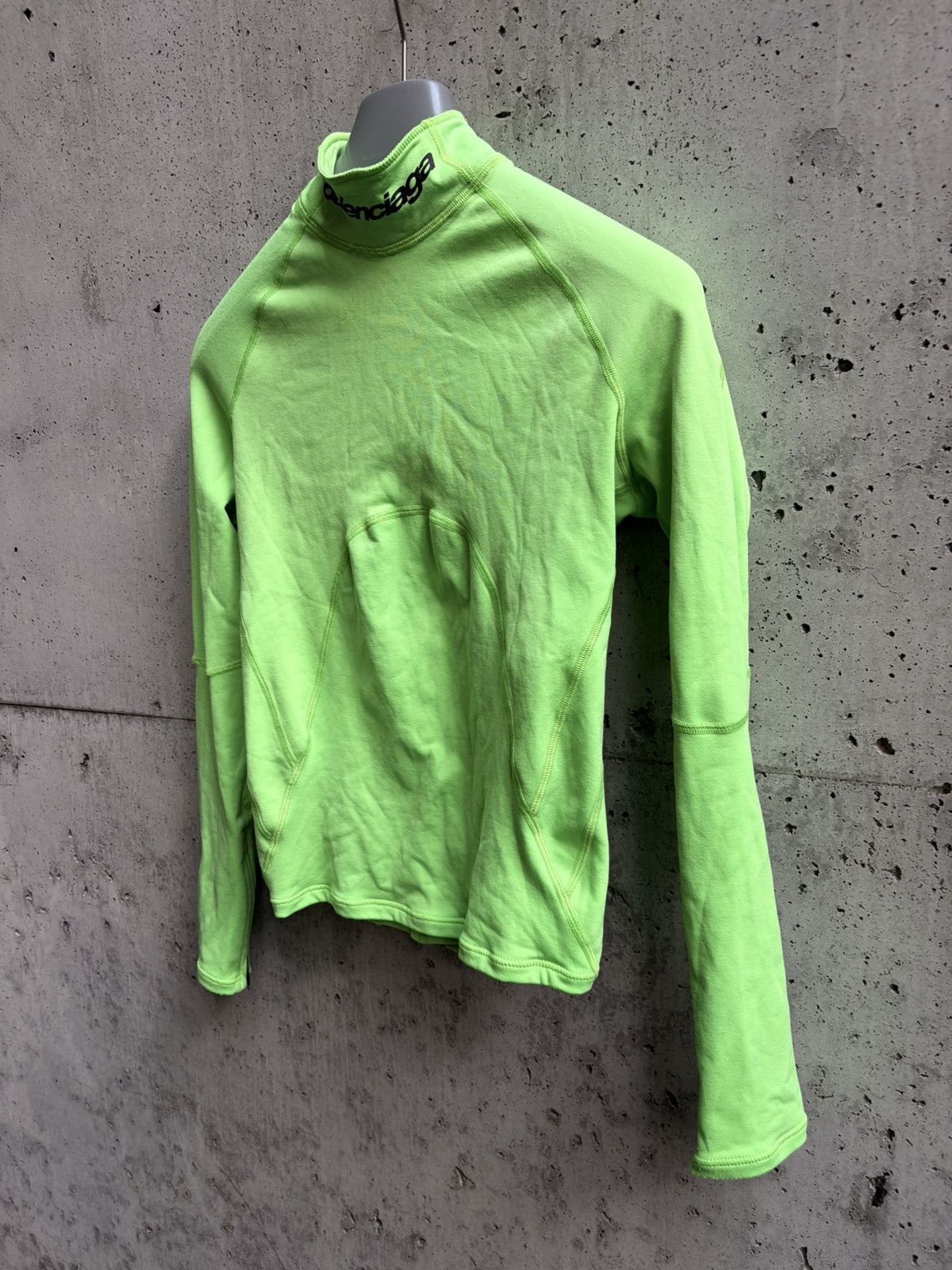 Balenciaga Sample 24 balenciaga demna neoprene zip sweater neongreen Size US S / EU 44-46 / 1 - 1 Thumbnail