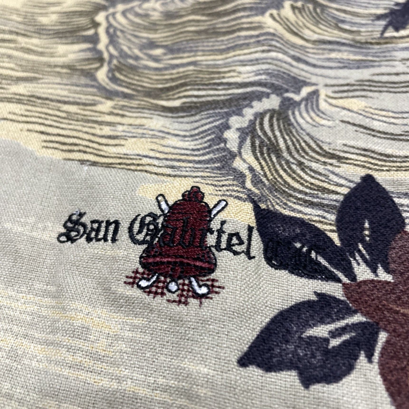 Cutter & Buck VINTAGE Cutter & Buck Button Shirt Mens XL San Gabriel Country Club Los Angeles Golf XL Size US XL / EU 56 / 4 - 4 Thumbnail