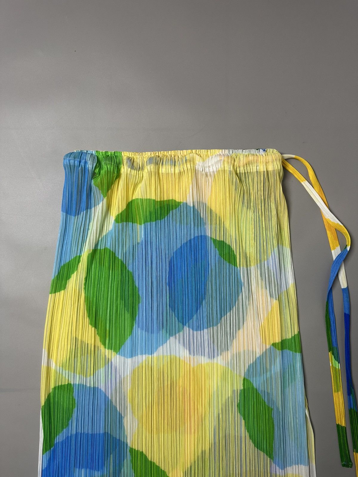 Pleats Please Issey Miyake Issey Miyake Pleats please — Colorful midi skirt Size 24" / US 00 / IT 34 - 2 Thumbnail