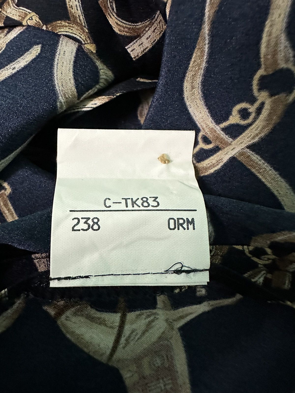 Burberry Prorsum RARE VINTAGE BURBERRYS CHAIN HORSE OVERPRINT BLOUSE Size L / US 10 / IT 46 - 9 Thumbnail