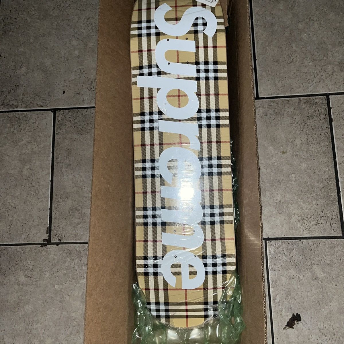 Supreme Supreme Burberry Deck Size ONE SIZE - 3 Thumbnail
