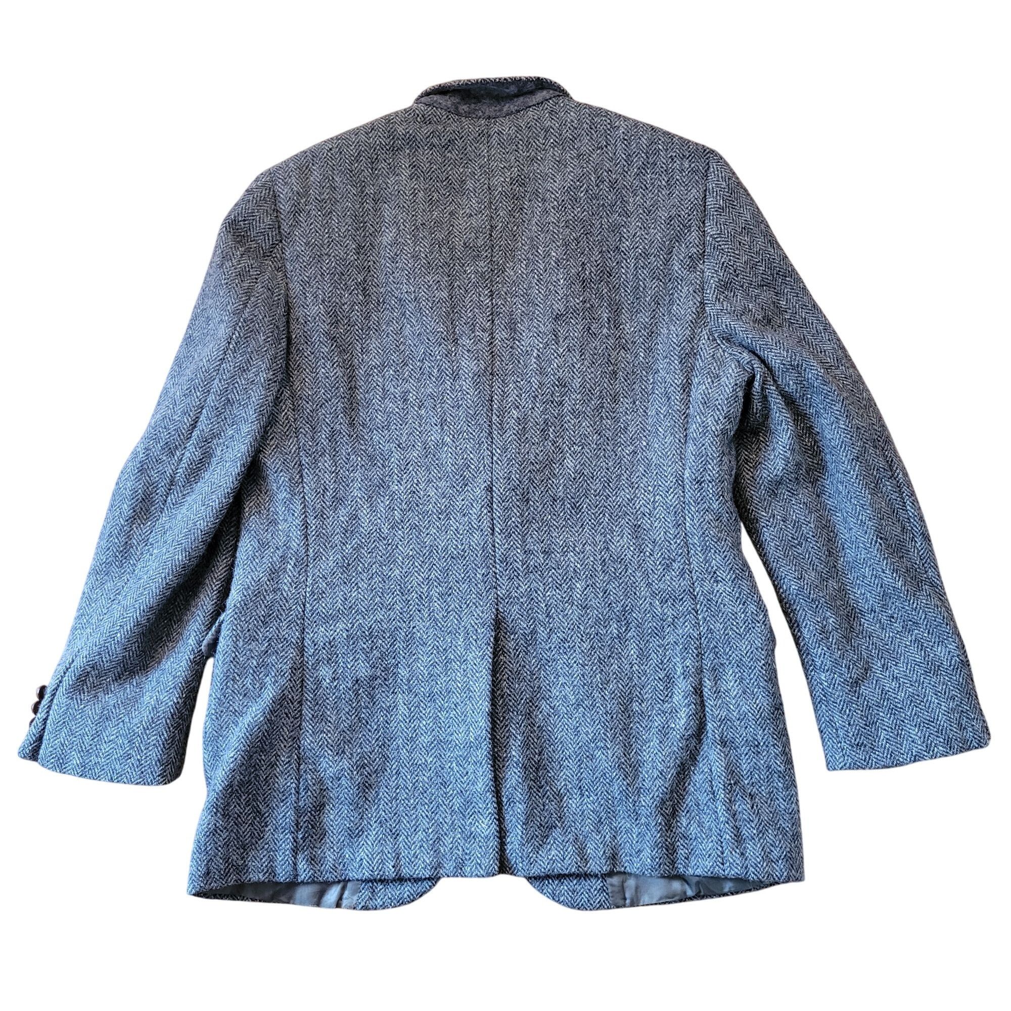Harris Tweed Bells Harris Tweed Grey Herringbone Blazer 2 Button Wool Spo Size 40R - 3 Thumbnail