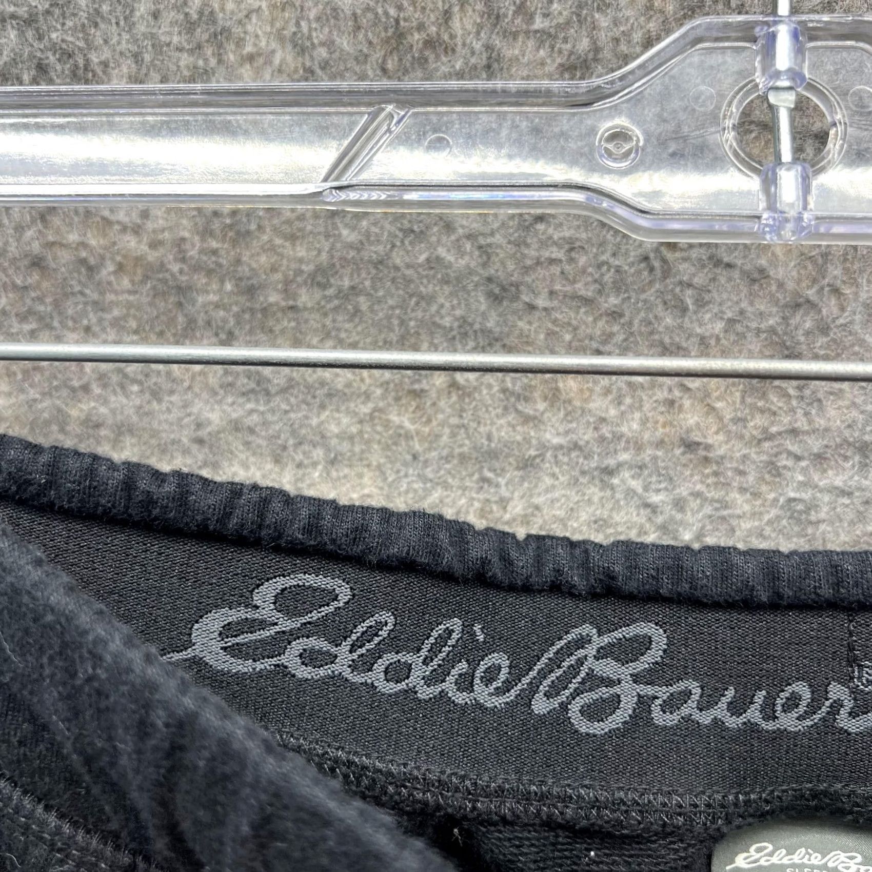 Eddie Bauer Eddie Bauer Sweatpants Men Large Adult Black Athletic Training Polyester Stretch Pants Casual Regular Fit Inseam 26 in Pockets Size US 33 - 6 Thumbnail