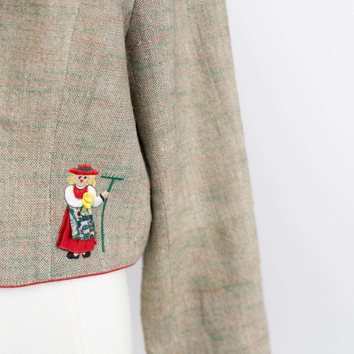 Vintage Wenger Women Vintage Austrian Jacket Beige Linen Crop Blazer Size M / US 6-8 / IT 42-44 - 2 Thumbnail