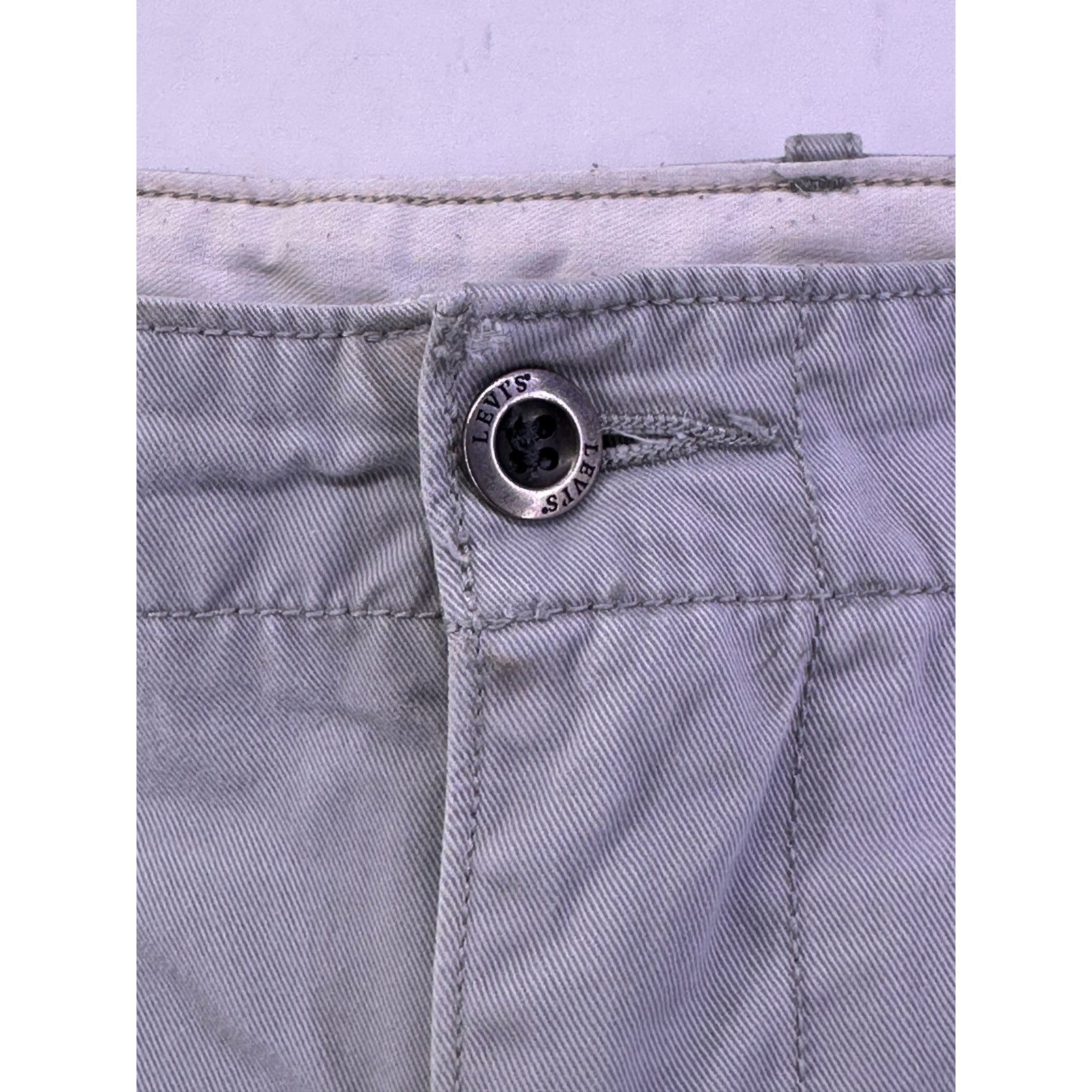 Levi's Vintage 2002 Levi’s White Tab Gray Shorts Size 34 Size US 34 / EU 50 - 5 Thumbnail
