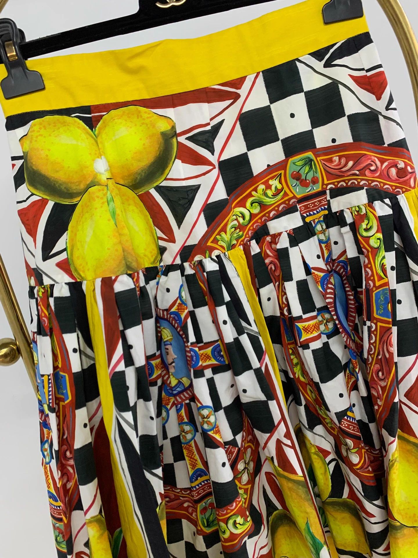 Dolce & Gabbana Dolce & Gabbana Lemon Soldier Print Skirt 42 New Size 28" / US 6 / IT 42 - 2 Thumbnail